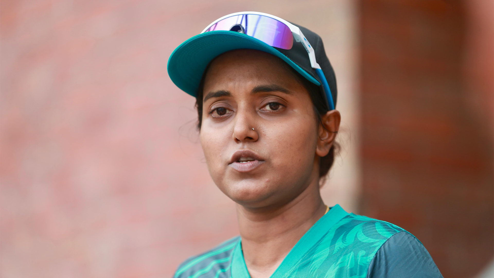 বাংলাদেশের হাসপাতালের সেবা নিয়ে হতাশা প্রকাশ করলেন নিগার সুলতানা