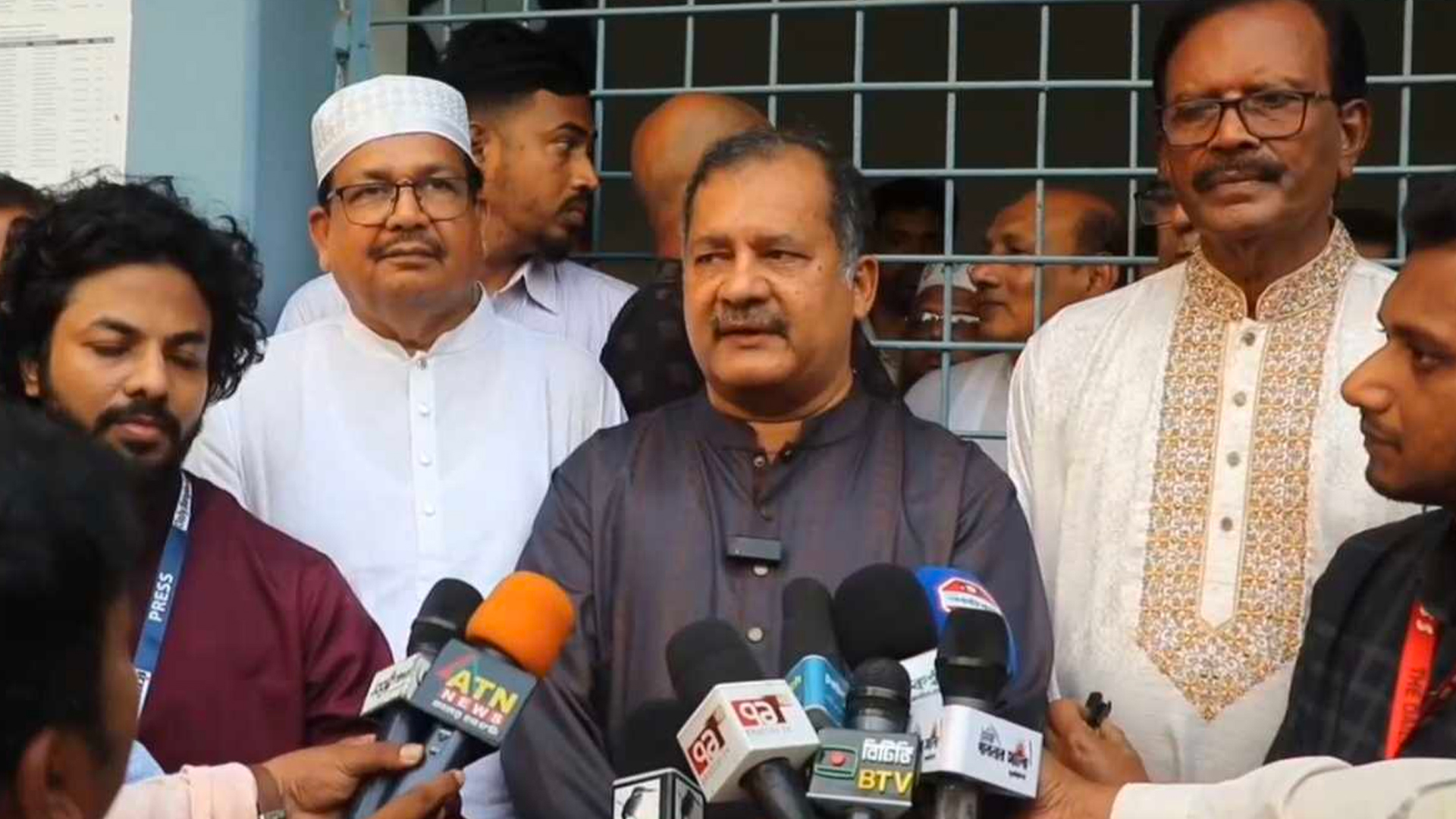 মন্ত্রণালয়ের পুরোনো কাঠামোতে আমূল পরিবর্তনের ইঙ্গিত দিলেন তথ্যমন্ত্রী