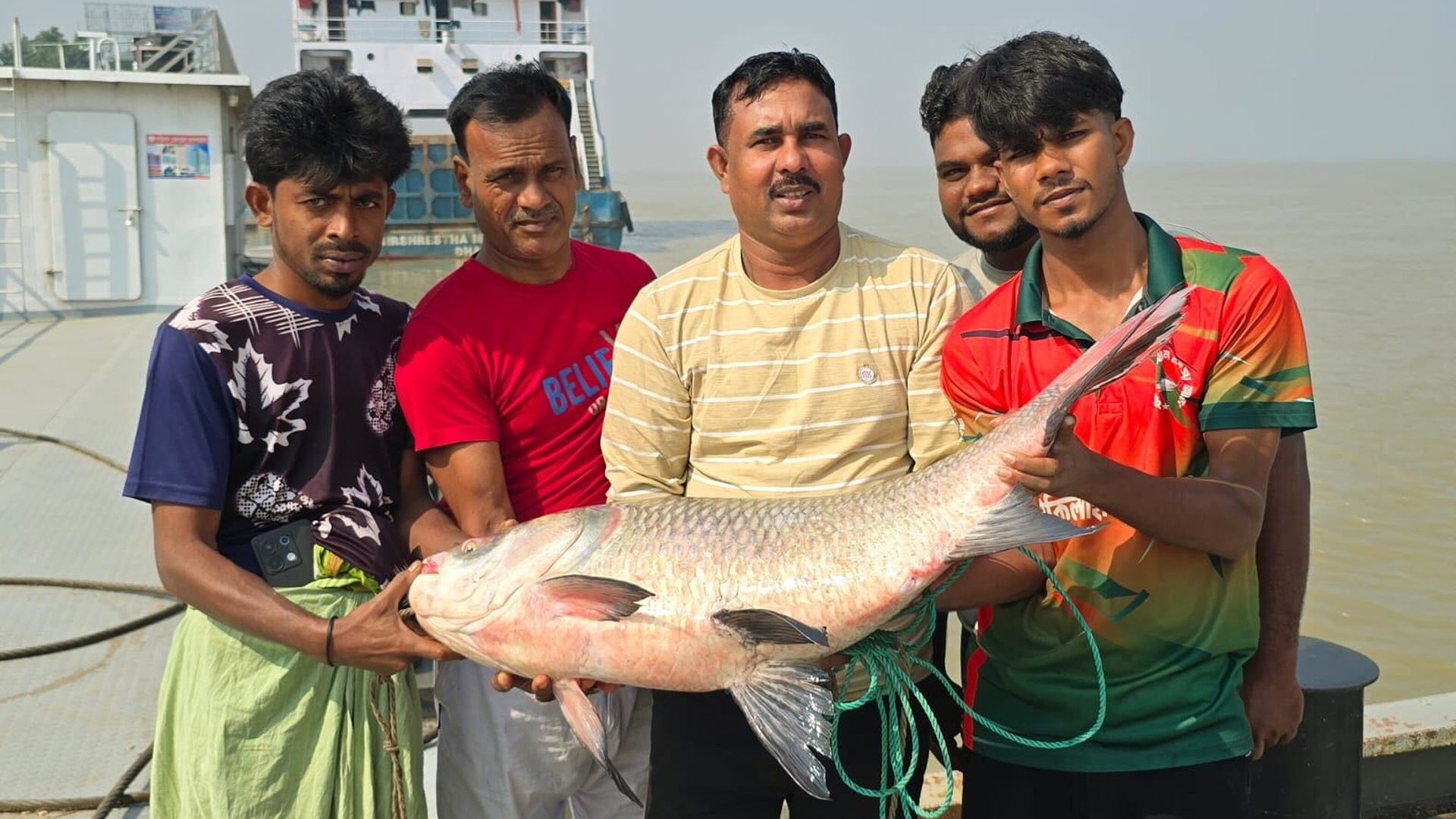 পদ্মার এক কাতলের দাম ৫৫ হাজার টাকা!