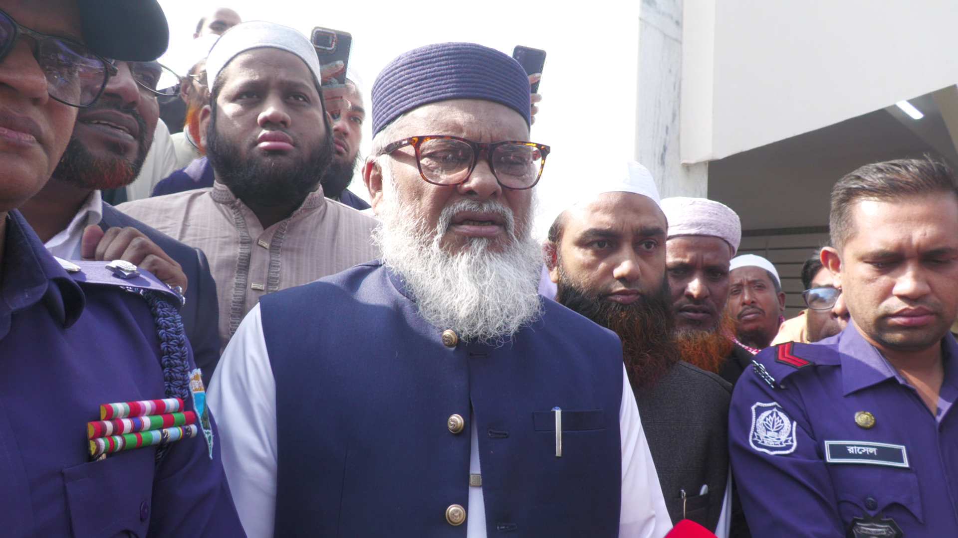 এজমা হৃদরোগ ও ক্যান্সারে আক্রান্তদের হজের অনুমতি নেই: ধর্ম উপদেষ্টা