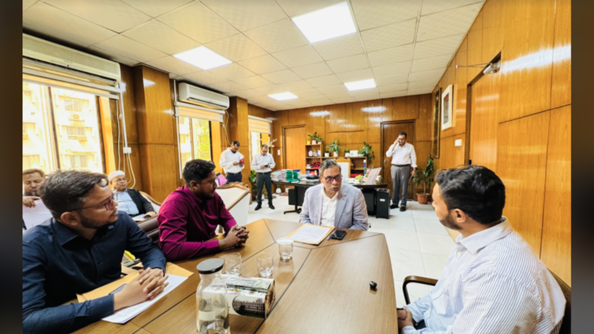 স্বাস্থ্য প্রতিমন্ত্রীর সঙ্গে অপটোমেট্রিস্টদের বৈঠক, চক্ষু সেবার উন্নয়নে কাউন্সিল গঠনের দাবি