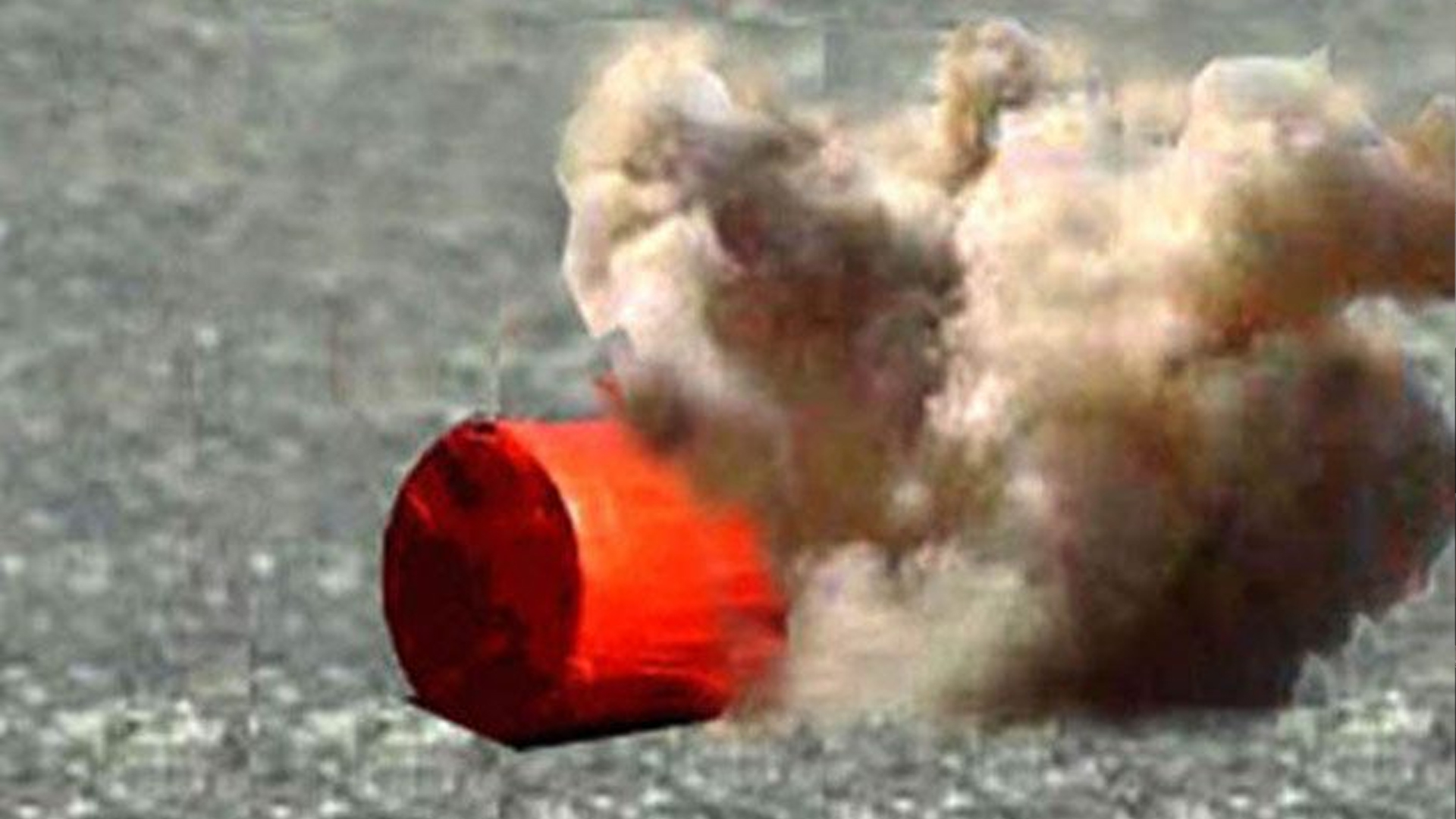 রাজধানীর শান্তিনগর ও কারওয়ান বাজারে ককটেল বিস্ফোরণ