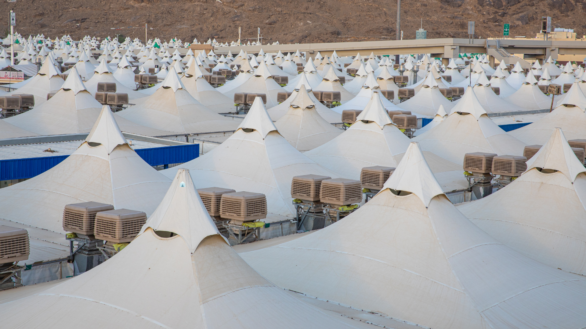 হাজিদের জন্য প্রস্তুত তাঁবুর শহর মিনা