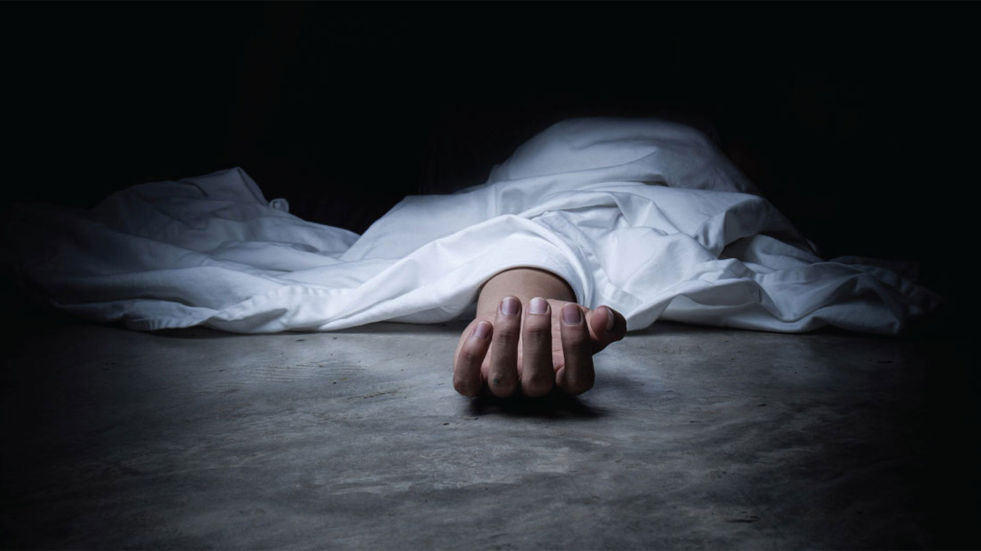 বরিশালে গৃহবধূর ঝুলন্ত মরদেহ উদ্ধার