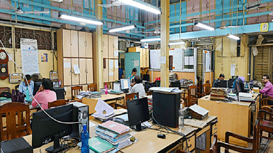 টানা ৬ দিন ছুটির সুযোগ যেসব জেলার সরকারি চাকরিজীবীদের!