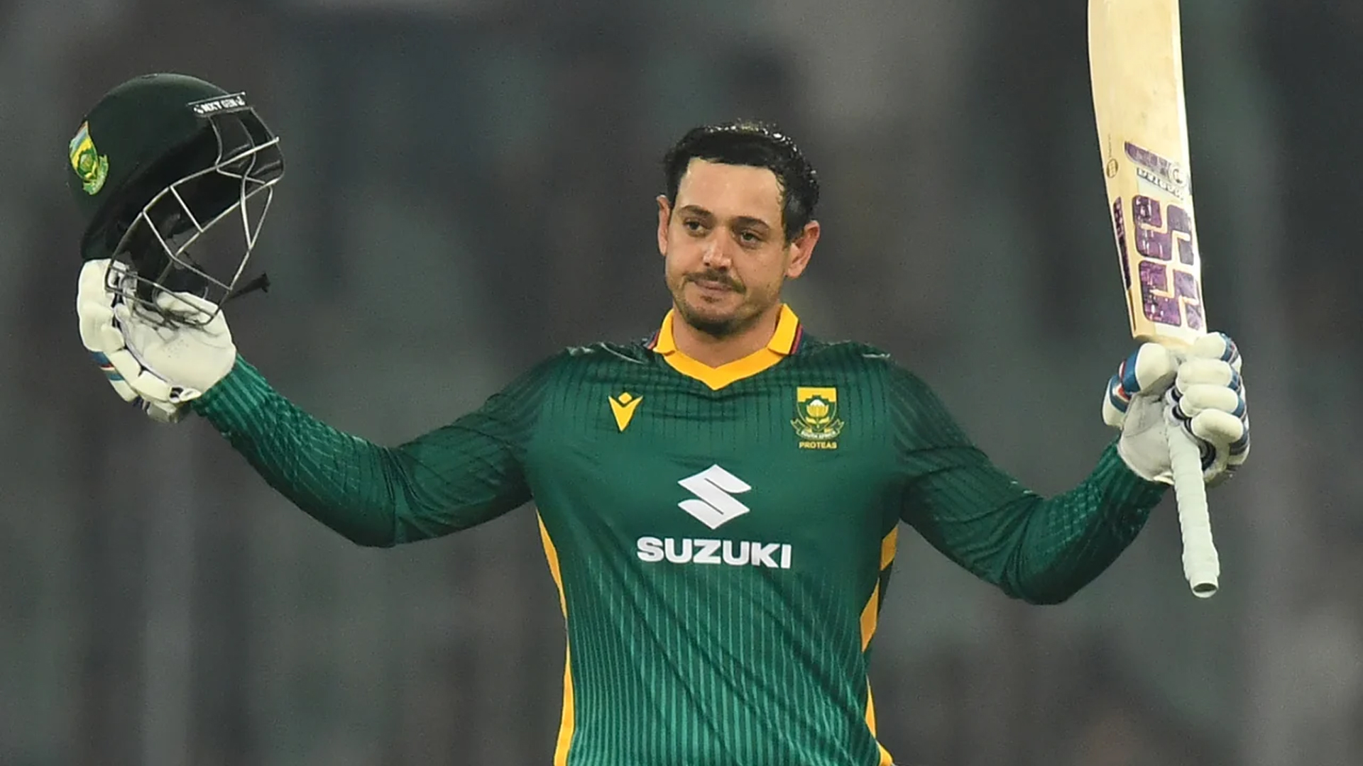 ডি ককের সেঞ্চুরিতে পাকিস্তানকে সহজেই হারাল প্রোটিয়ারা
