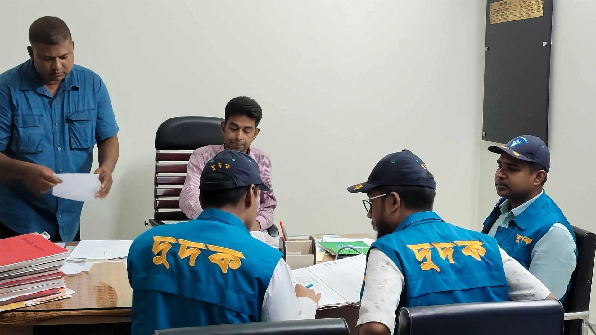 Moylovli ijarachi bilan hammomda jinsiy aloqa (video) Yetuk Faina bilan jinsiy aloqa