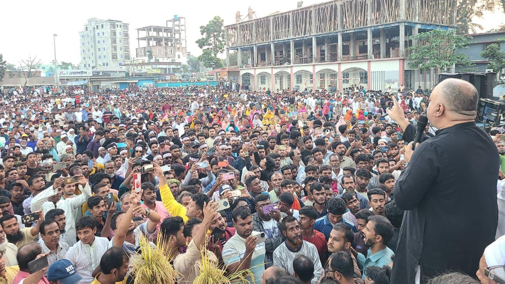 ধানের শীষের বিজয় নিশ্চিত জেনে একটি দল ষড়যন্ত্র করছে: মুরাদ