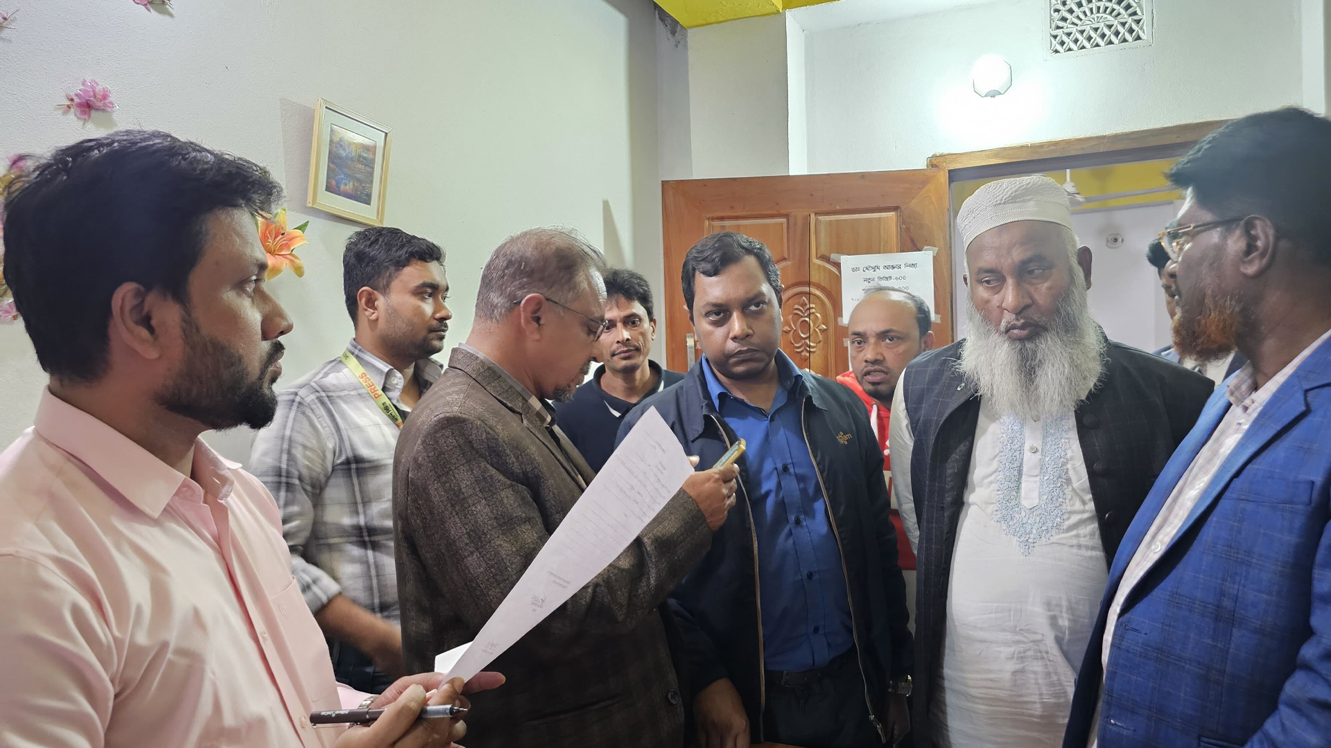 শ্রীপুরে অনুমোদনহীন হাসপাতাল, ভ্রাম্যমাণ আদালতের জরিমানা