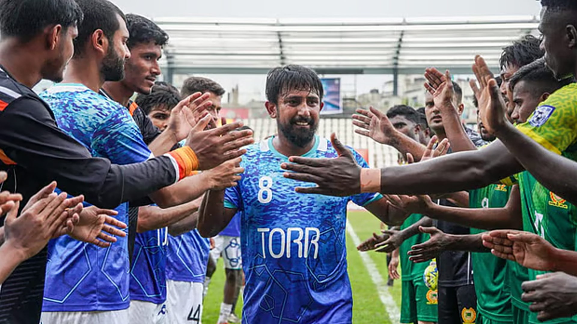 দুই দশকের বর্ণাঢ্য ফুটবল ক্যারিয়ারের ইতি টানলেন মামুনুল ইসলাম