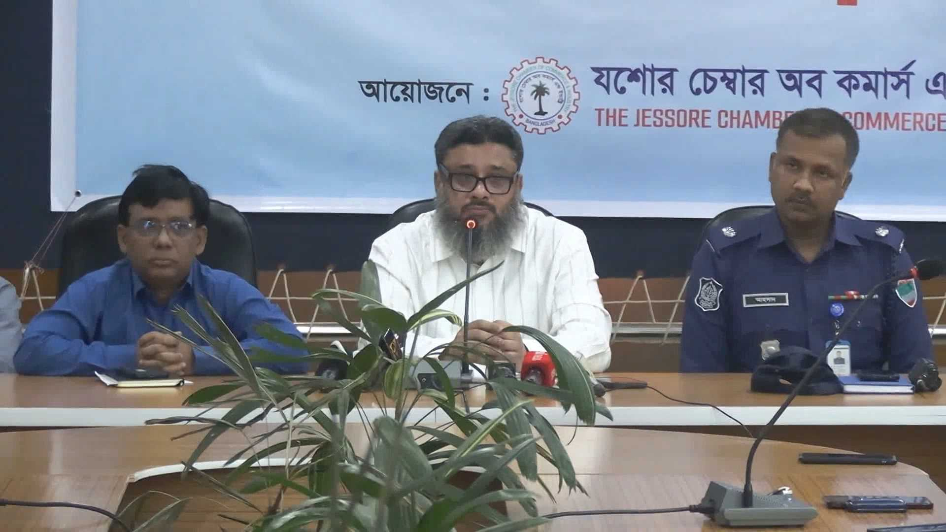 যশোরে পোশাকের দোকান ছাড়া রাত ৮টার পর সব বন্ধের সিদ্ধান্ত