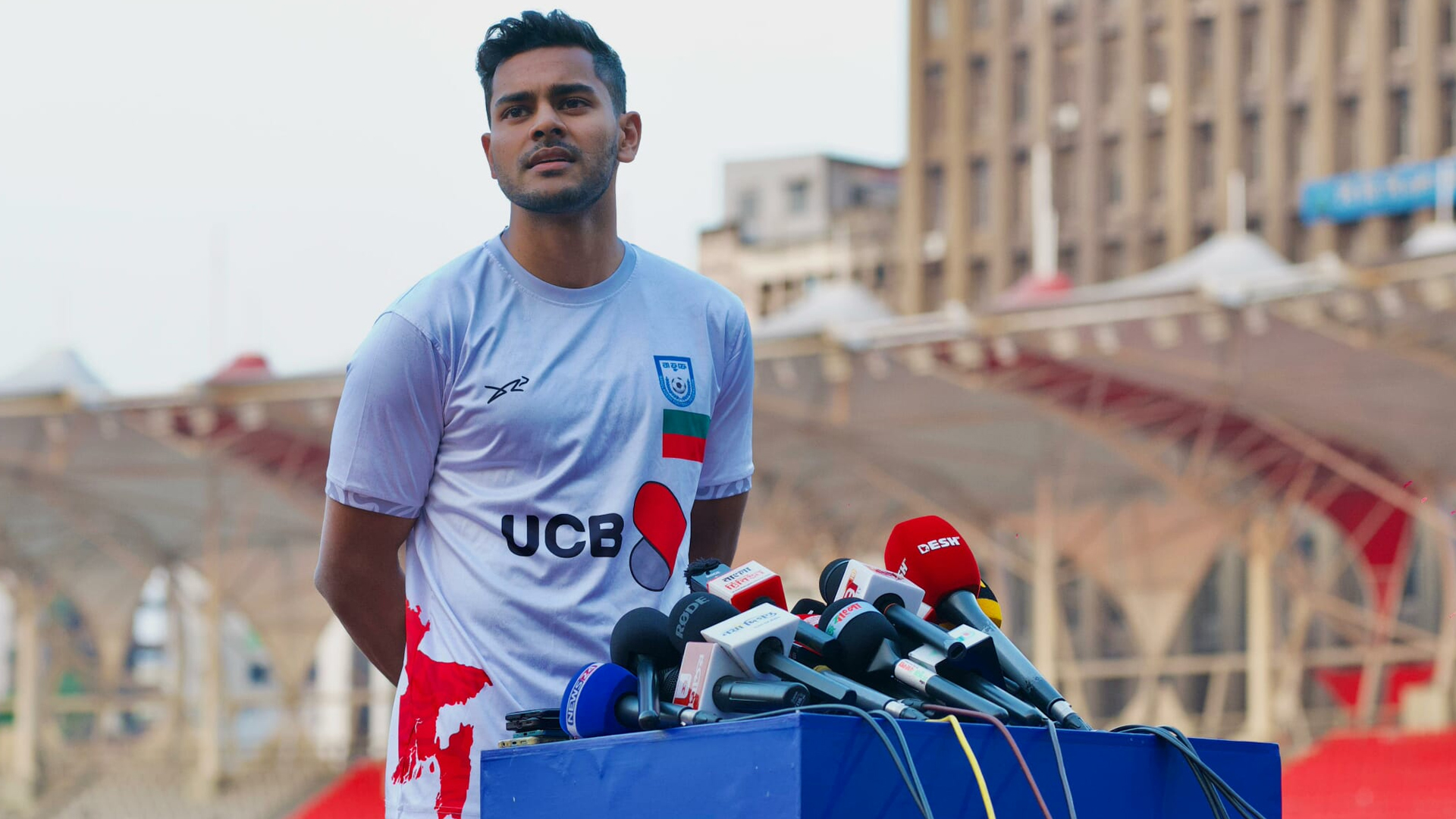 ভারতকে হারিয়ে লাল-সবুজের জার্সিতে প্রথম জয় পেতে চান শমিত