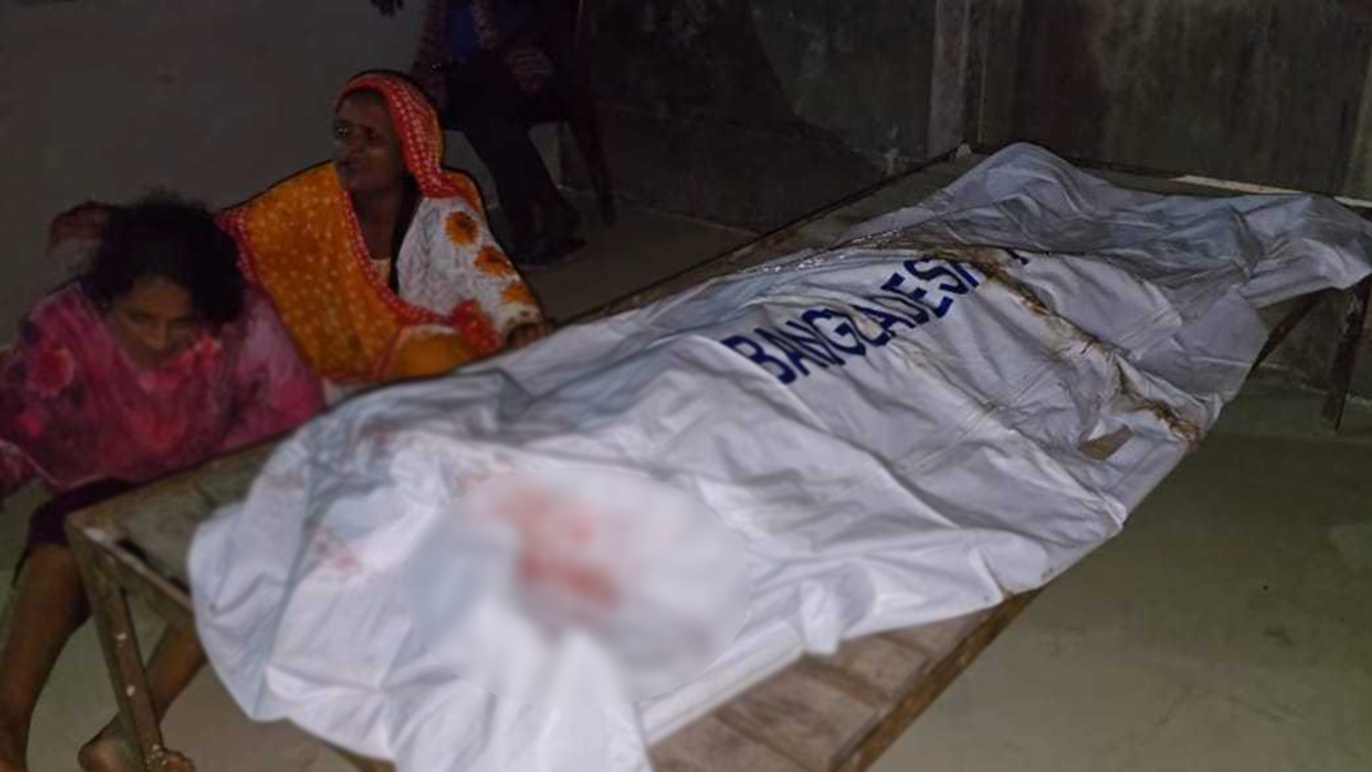 সোনারগাঁয়ে কাভার্ডভ্যানের চাপায় অটোরিকশার যাত্রী নিহত