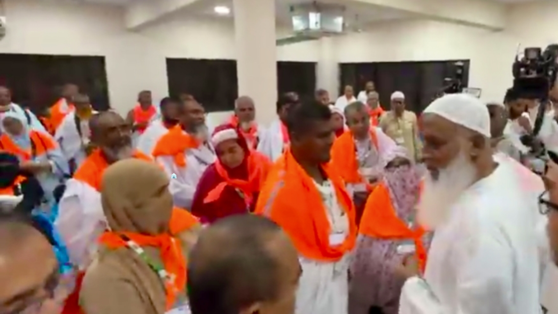 দ্বিতীয় দিনে ১৪টি ফ্লাইটে হজে যাচ্ছেন ৫৭৫৬ যাত্রী