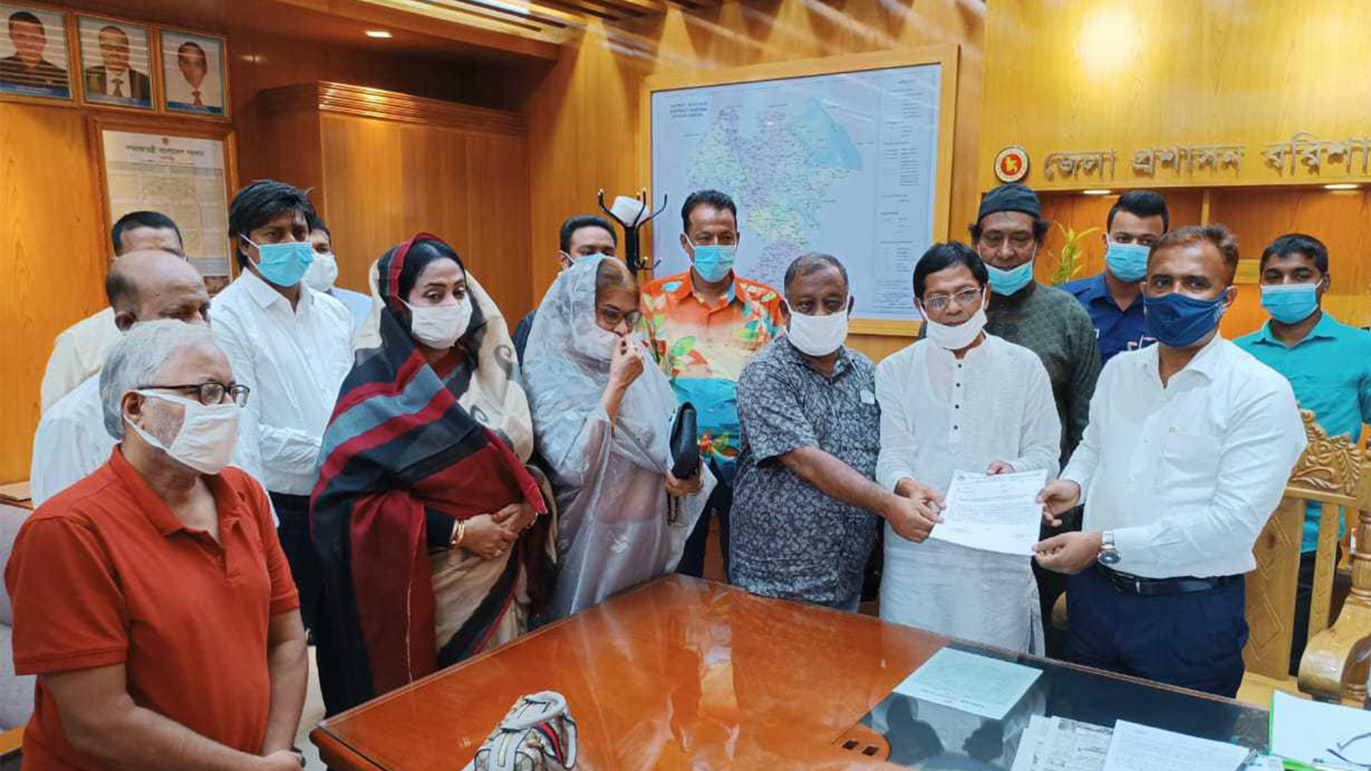 ভাঙ্গা-কুয়াকাটা সড়ক ছয় লেন করার দাবিতে বরিশালে বিক্ষোভ