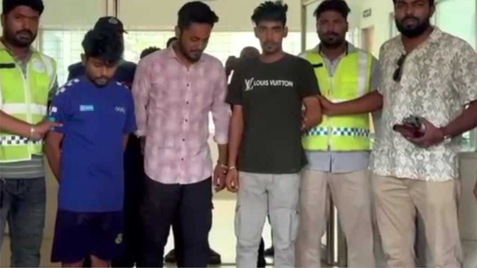 মেয়ের চিকিৎসা করাতে এসে ধর্ষণের শিকার মা, গ্রেফতার
