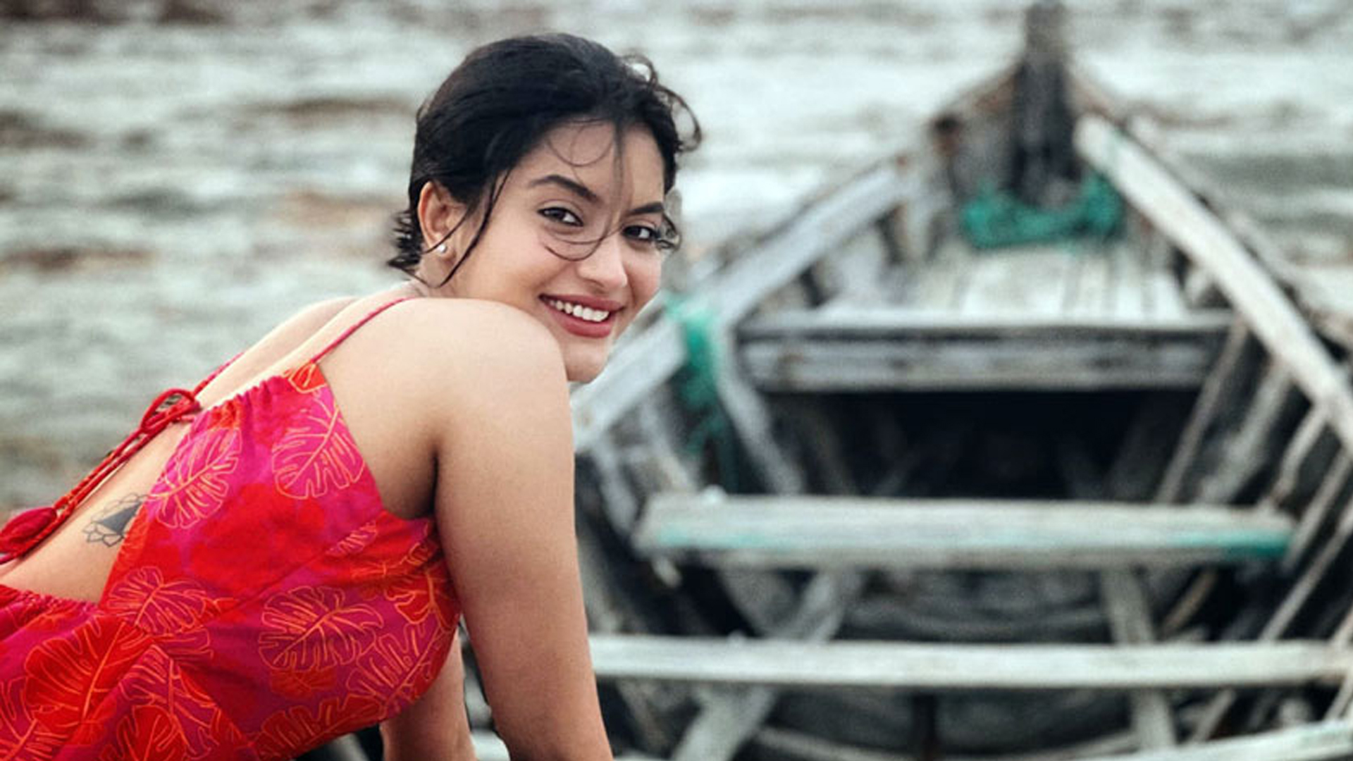 অভিনেত্রী নাজিফা তুষির জার্সি বদলে দিল কে?
