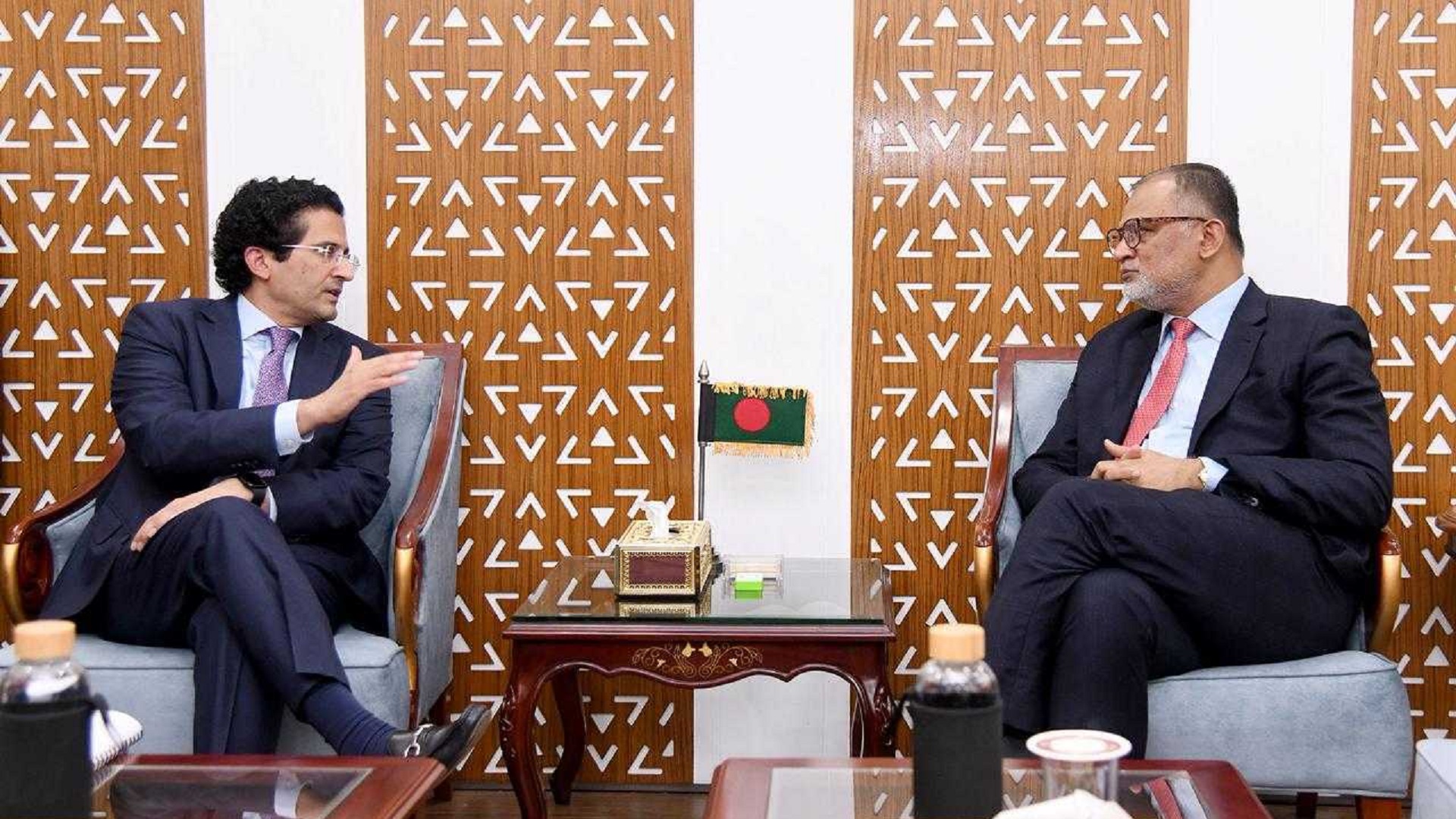 বাংলাদেশ-পাকিস্তানের বাণিজ্য সম্ভাবনাকে কাজে লাগানো হয়নি: পাকিস্তানের পেট্রোলিয়াম মন্ত্রী