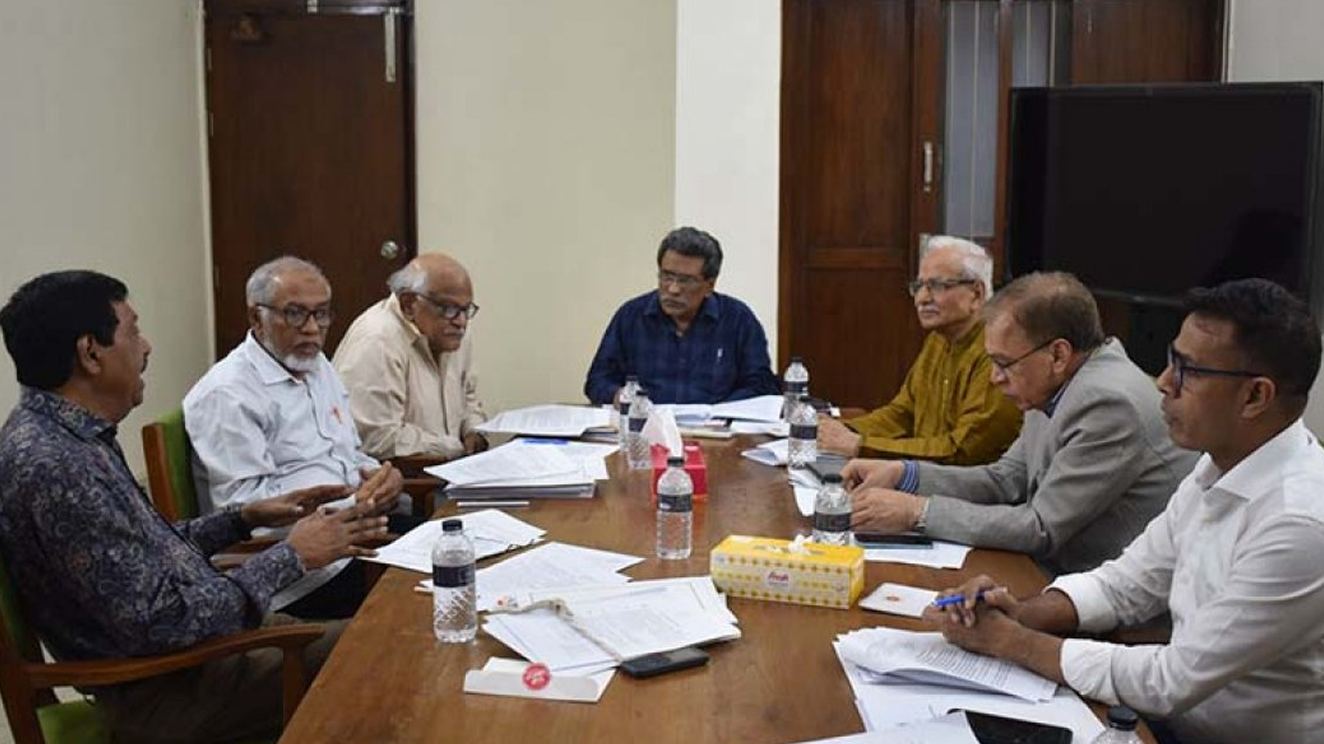 জাতীয় সনদ চূড়ান্ত ও বাস্তবায়ন নিয়ে বৈঠক করেছে ঐকমত্য কমিশন