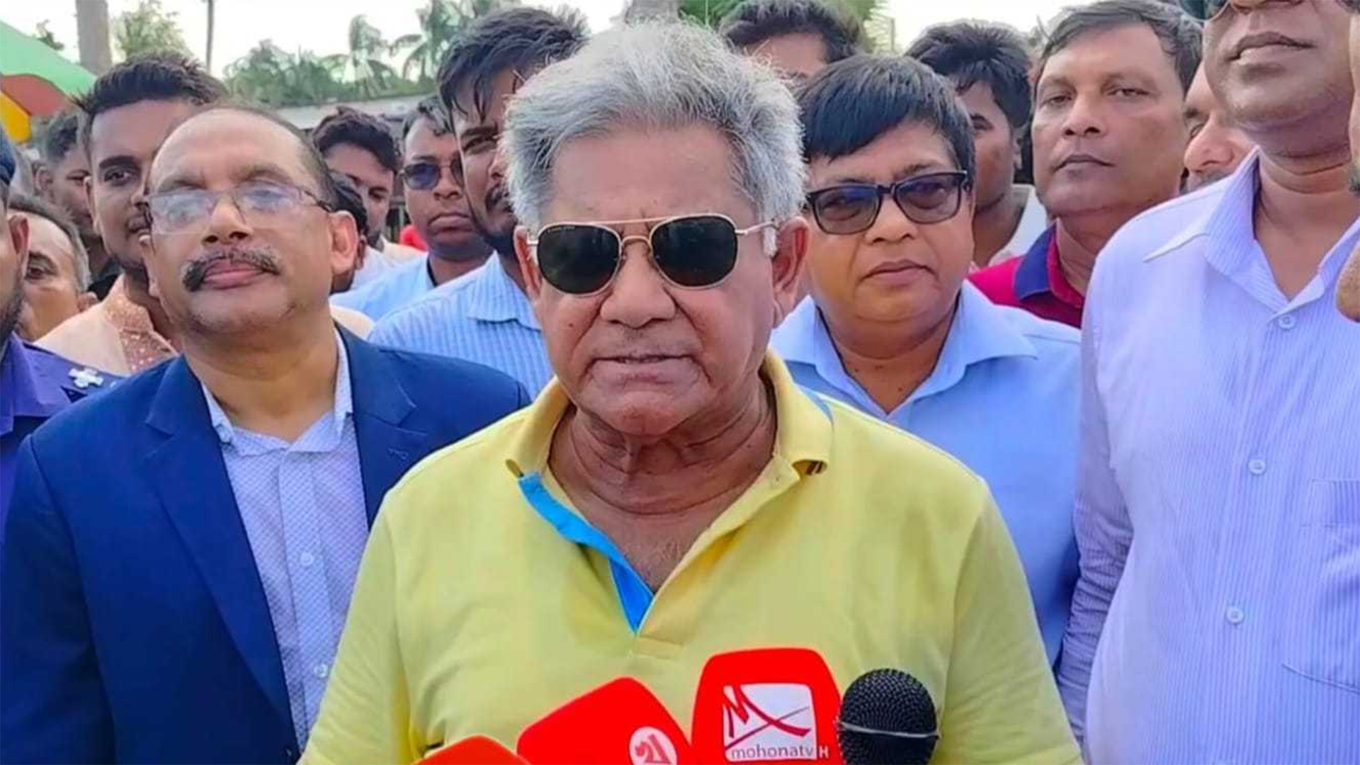 রাজনৈতিক নেতাদের ঘাট দখল করতে দেবেন না: নৌপরিবহন উপদেষ্টা