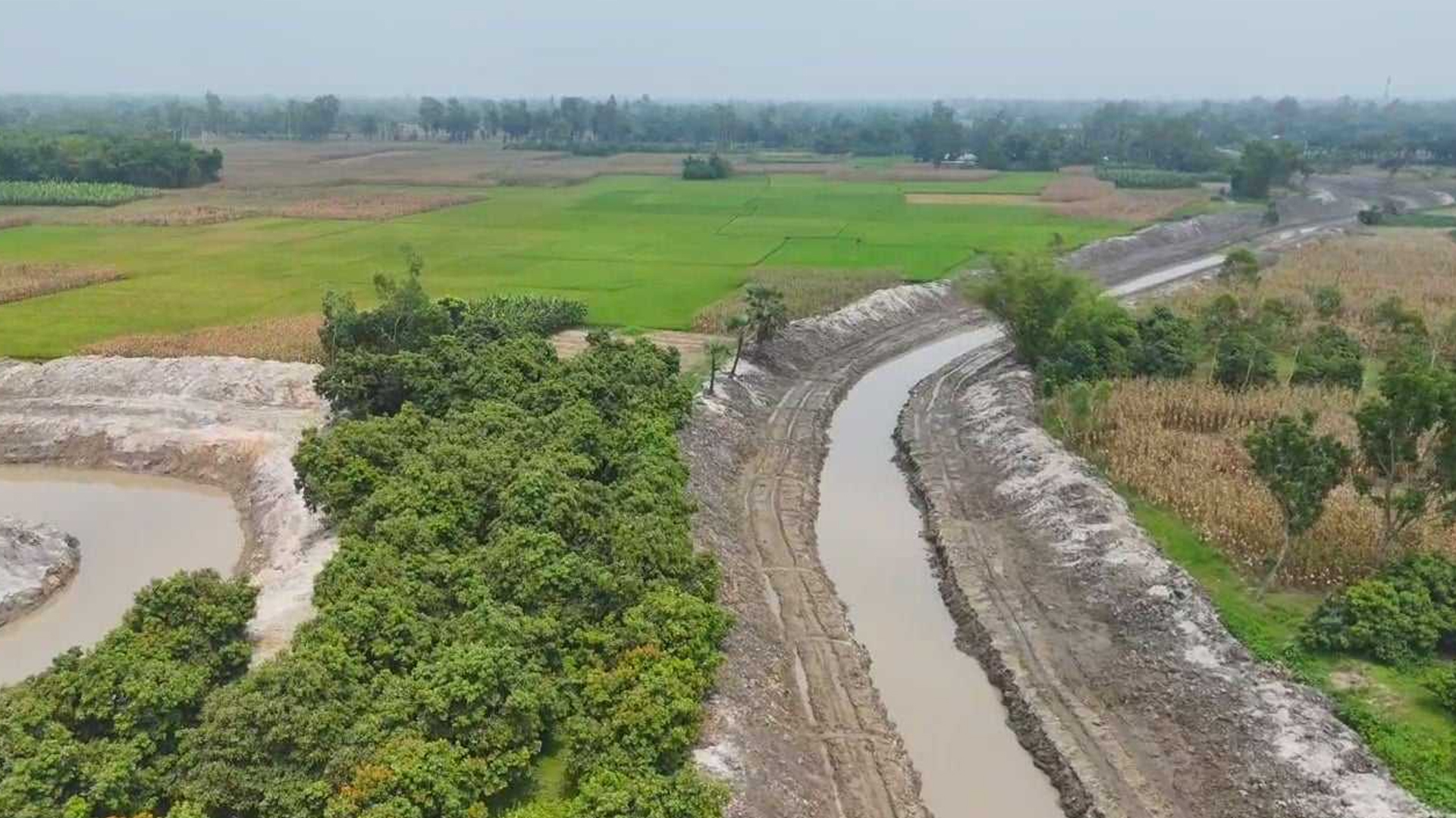 খাল খননে উত্তরাঞ্চলে দিন বদলের হাতছানি