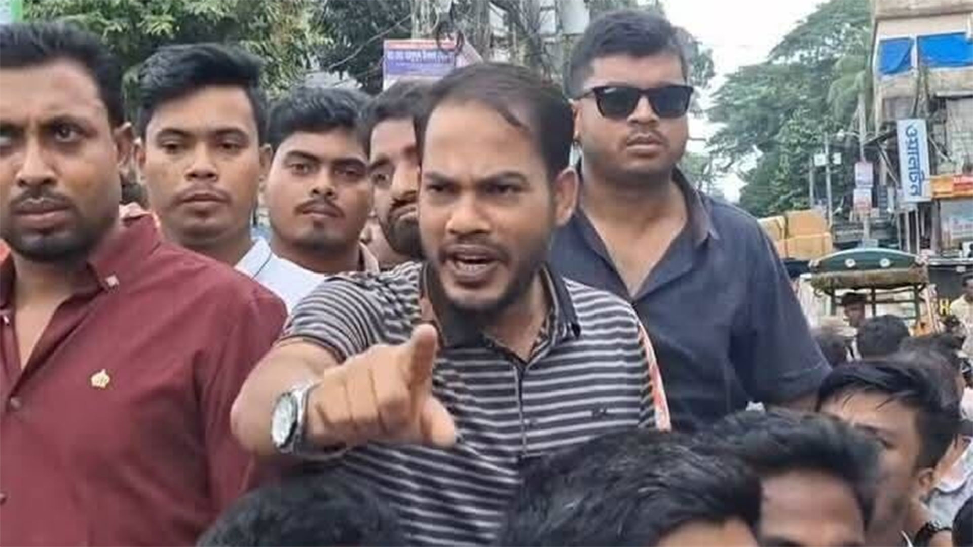 ফেনীতে এনসিপির কর্মসূচি প্রতিহতের ঘোষণা, সম্পৃক্ততা নেই বলল বিএনপি