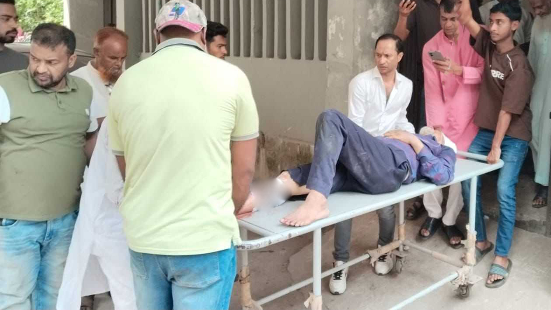 মুন্সীগঞ্জে মুক্তিযোদ্ধাকে কুপিয়ে জখম