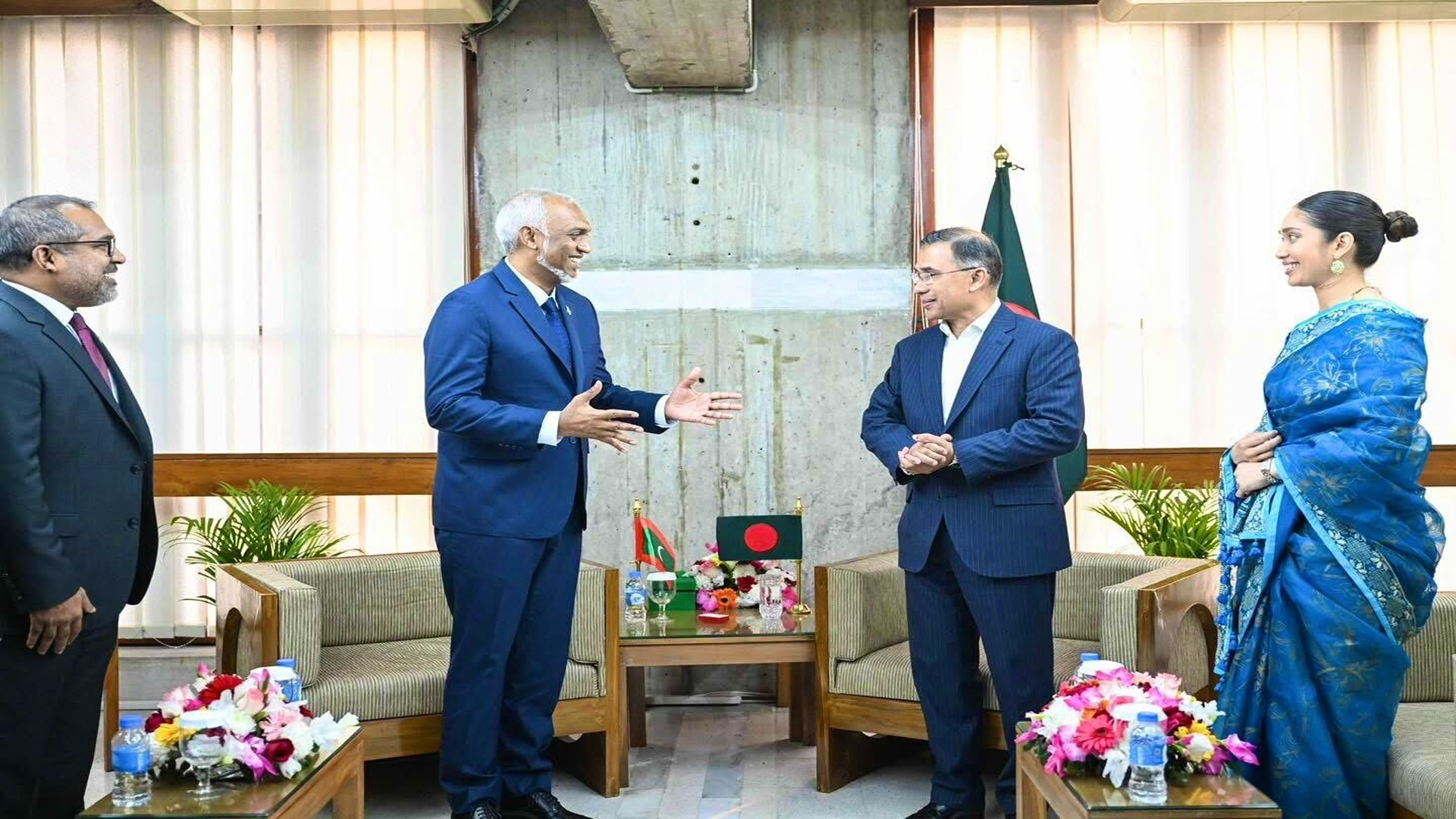 তারেক রহমানের সঙ্গে সৌজন্য সাক্ষাৎ করলেন মালদ্বীপের প্রসিডেন্ট মুইজ্জু