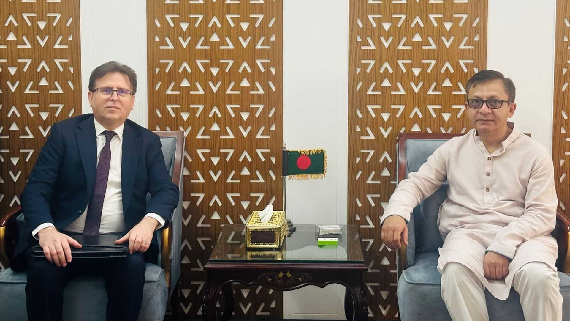 বাণিজ্যমন্ত্রীর সাথে তুরস্কের রাষ্ট্রদূতের বৈঠক