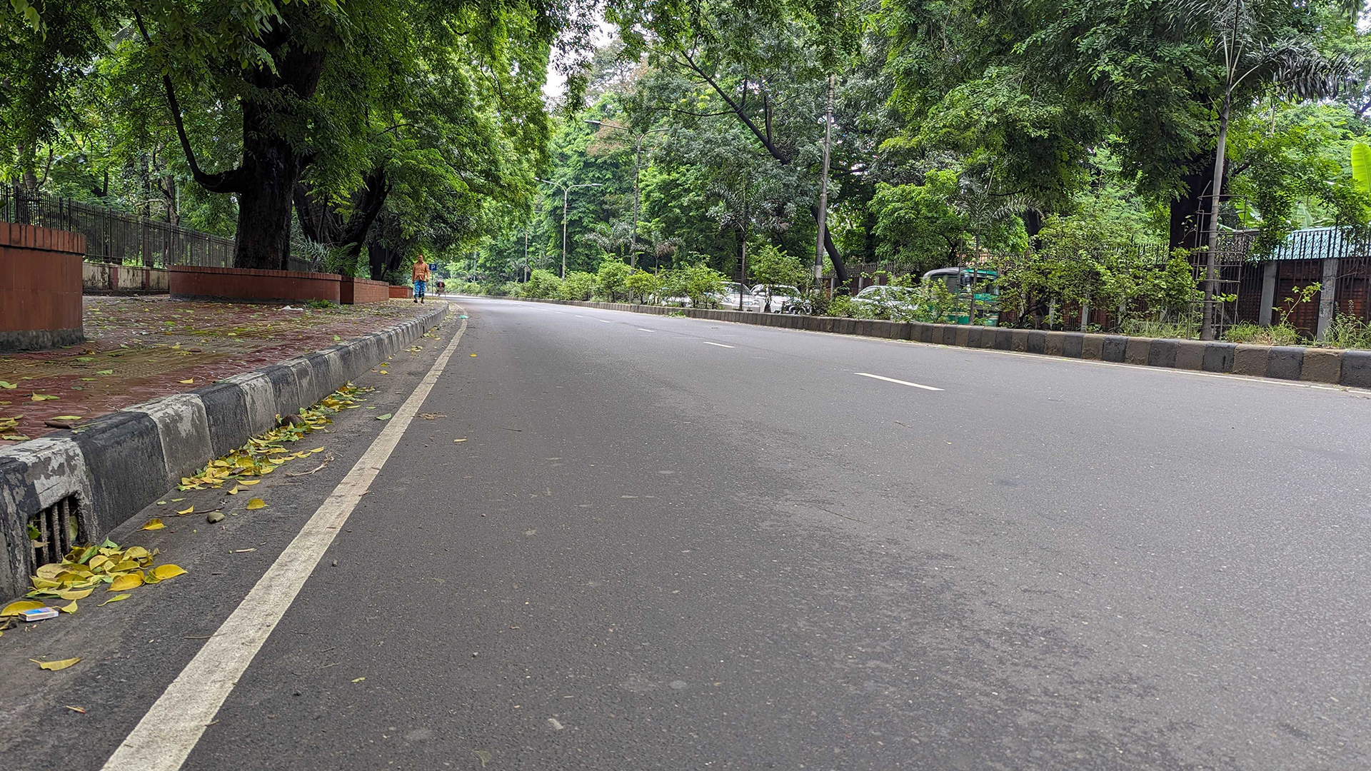 বিশ্বের দূষিত শহরের শীর্ষে লাহোর, ঢাকার মান কত?