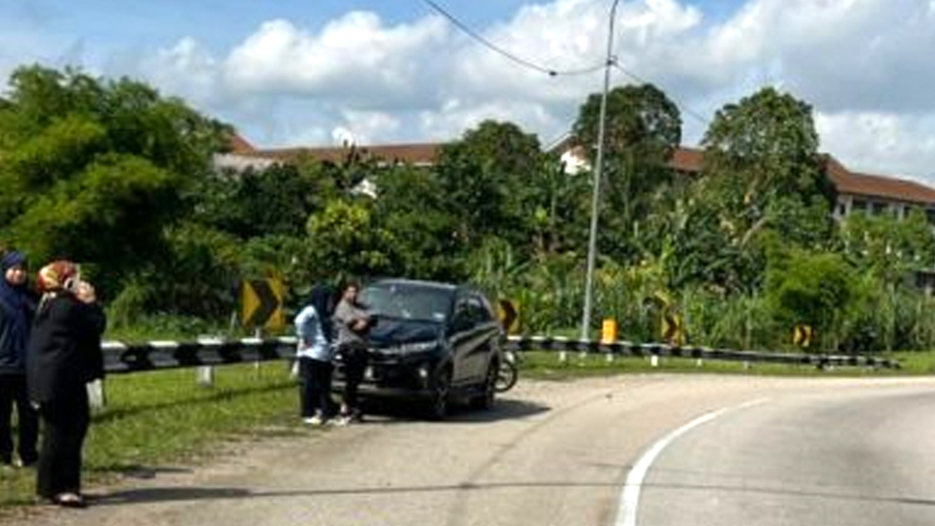 মালয়েশিয়ায় মোটরসাইকেলের ত্রিমুখী সংঘর্ষে বাংলাদেশি নিহত