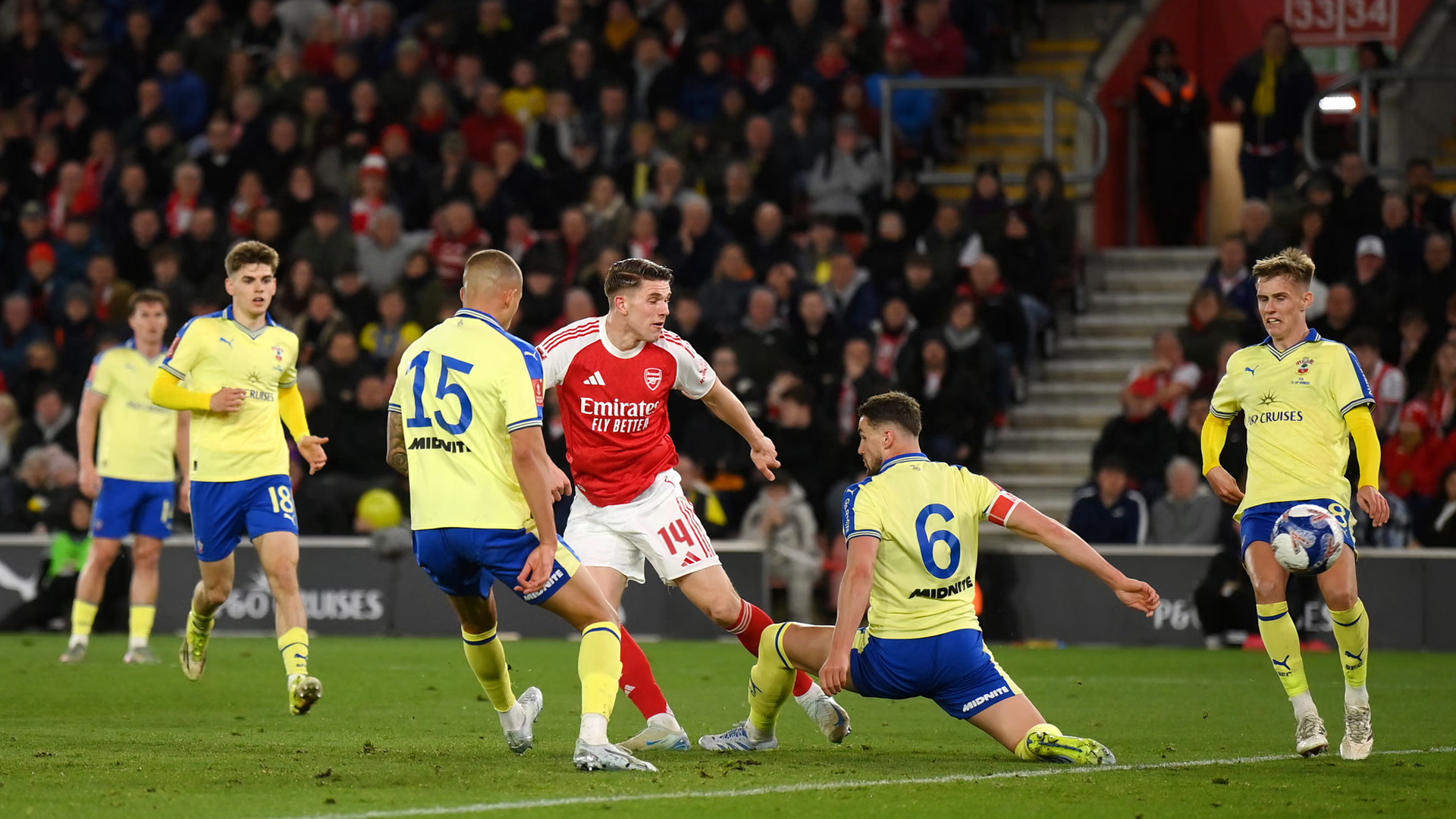 আর্সেনালকে স্তব্ধ করে এফএ কাপের সেমিফাইনালে সাউদাম্পটন