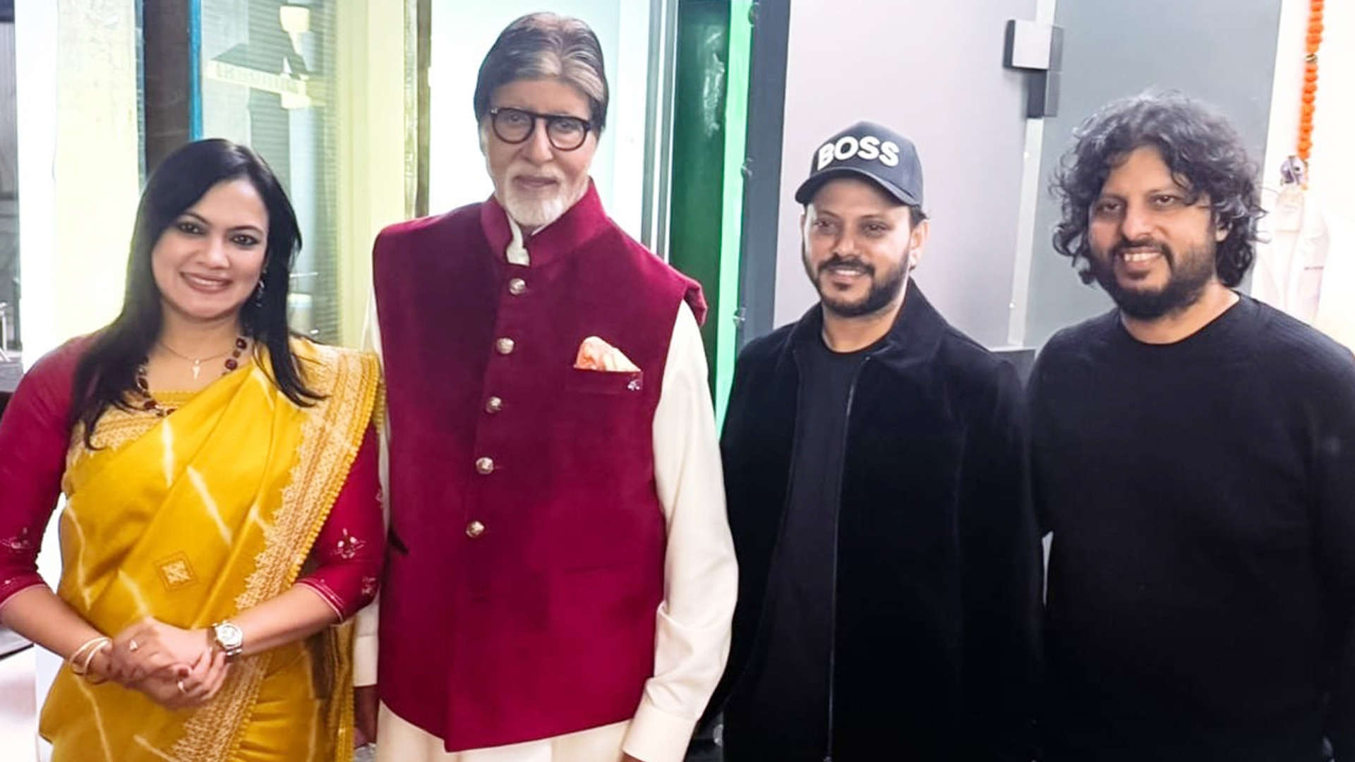 অমিতাভ বচ্চনের সঙ্গে ‘প্রিন্স’ টিমের সাক্ষাৎ, খোঁজ নিলেন শাকিব খানের