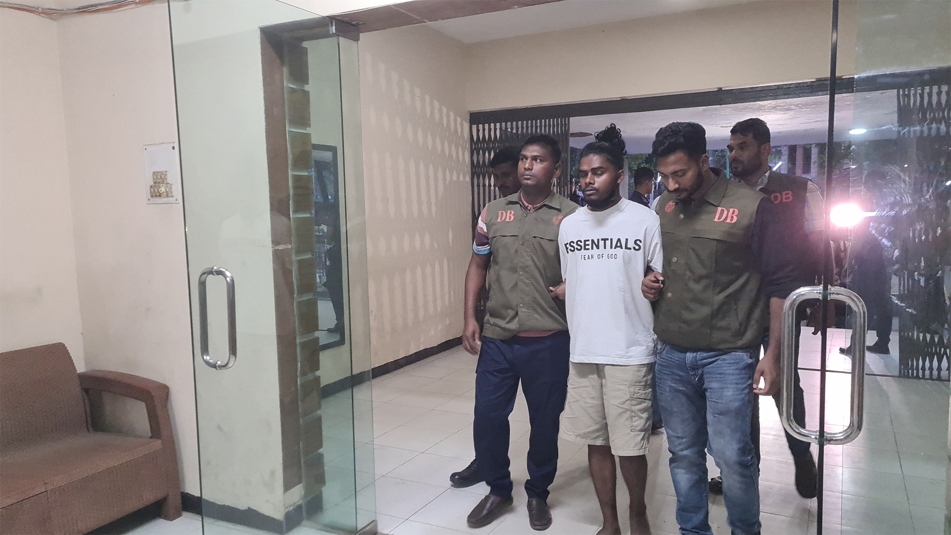 জুলাইযোদ্ধা খোরশেদ হত্যা: মূল অভিযুক্ত গ্রেফতার, হত্যারহস্য অজানা