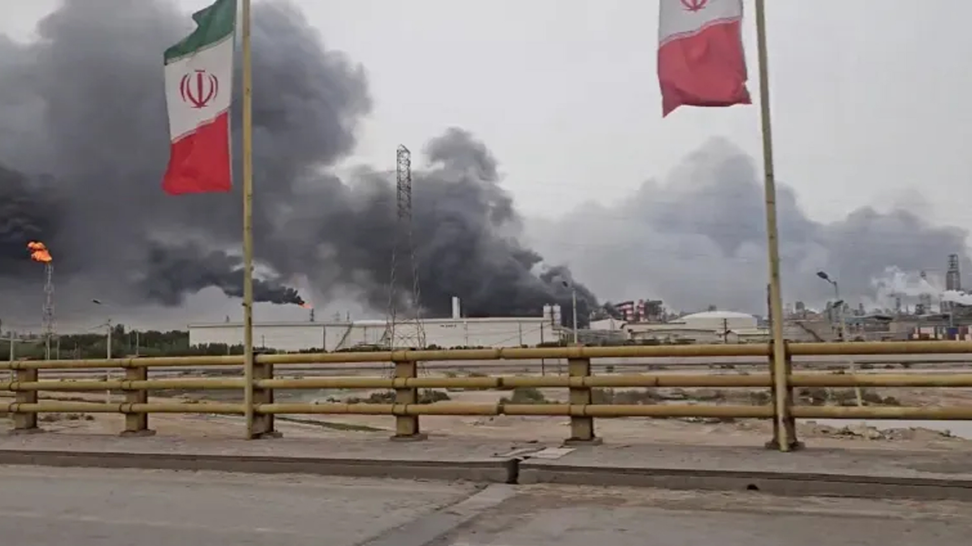 যুক্তরাষ্ট্র–ইসরাইলের জন্য ‘বড় চমক’ অপেক্ষা করছে, হুঁশিয়ারি ইরানের