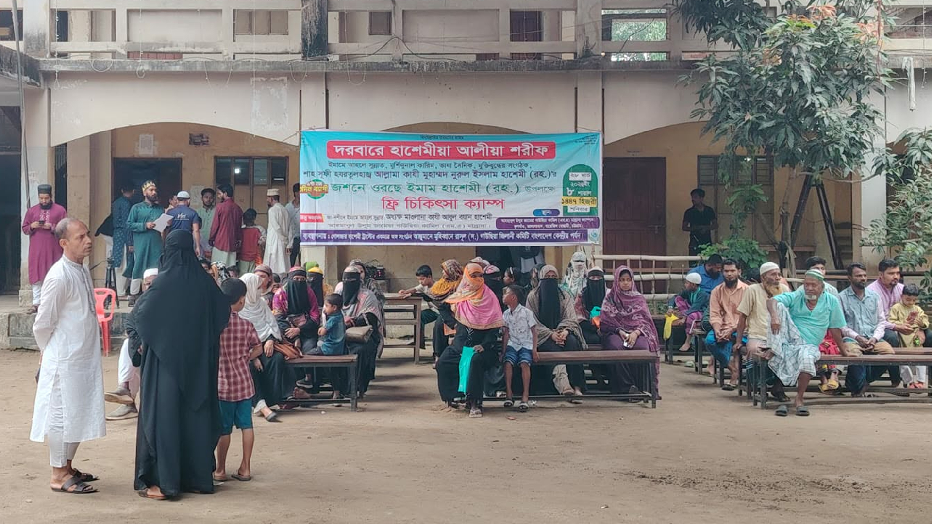 চট্টগ্রামে বিনামূল্যে শতাধিক অসহায় শিশুর সুন্নতে খৎনা