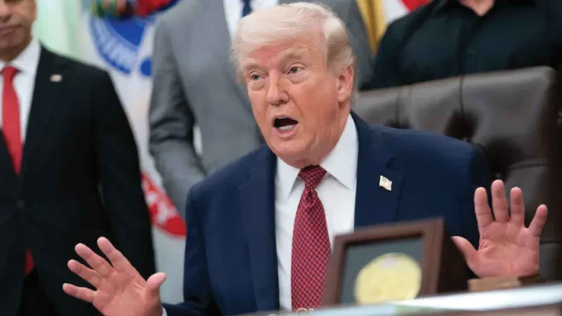 চুক্তি না হলে সেনাবাহিনী ঝাঁপিয়ে পড়ার জন্য মুখিয়ে আছে: ট্রাম্প