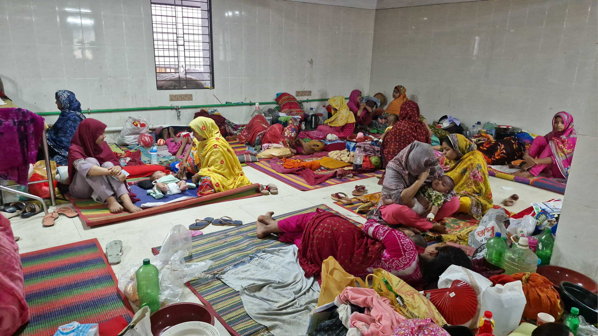 চাঁপাইনবাবগঞ্জে হামের উপসর্গ নিয়ে আরও ৩৫ শিশু হাসপাতালে