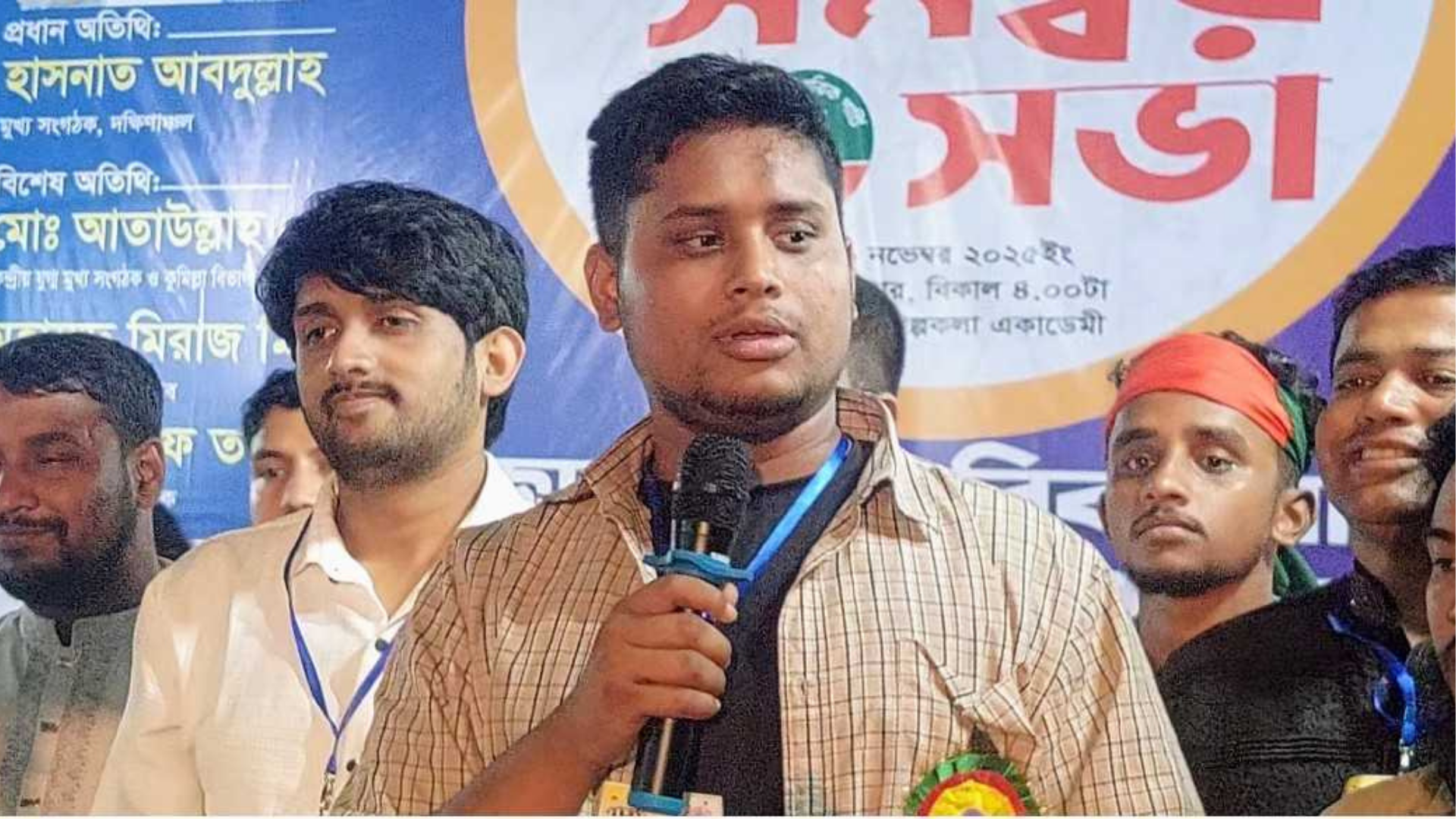 নির্বাচনের পূর্বে জুলাই সনদের আদেশ বাস্তবায়ন করতে হবে: হাসনাত