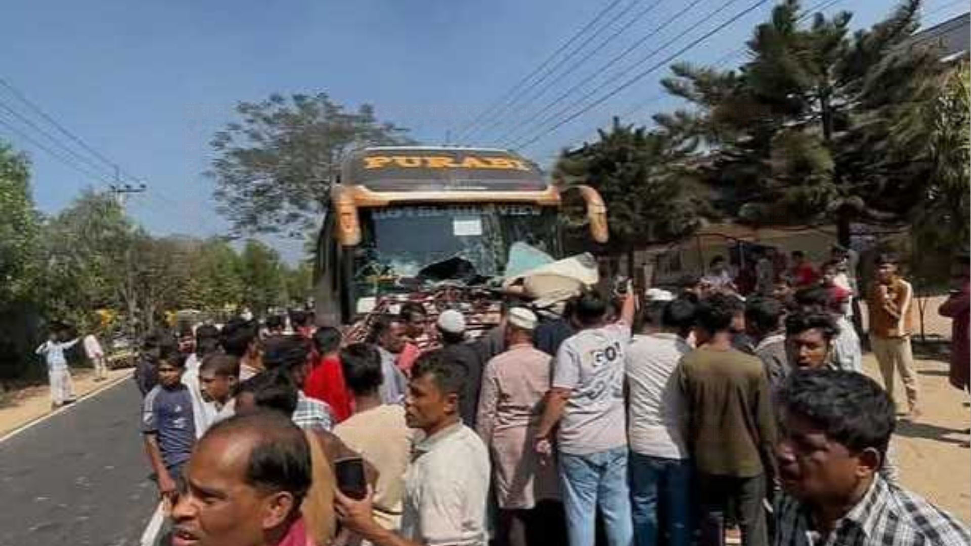 কক্সবাজারে বাসচাপায় ইজিবাইক চালক নিহত