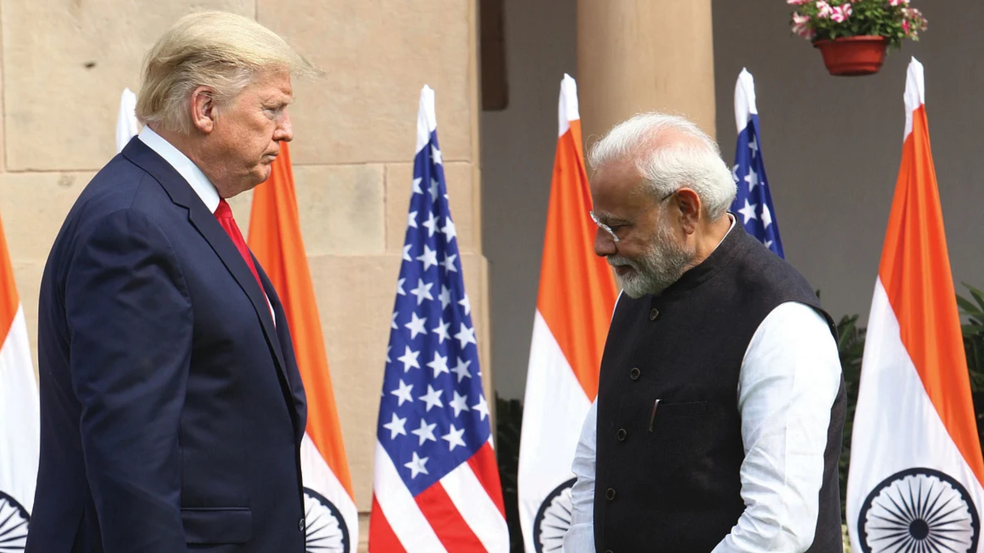 একটি কোম্পানির জন্যই কি বিপুল শুল্কের মুখে পড়ল ভারত?
