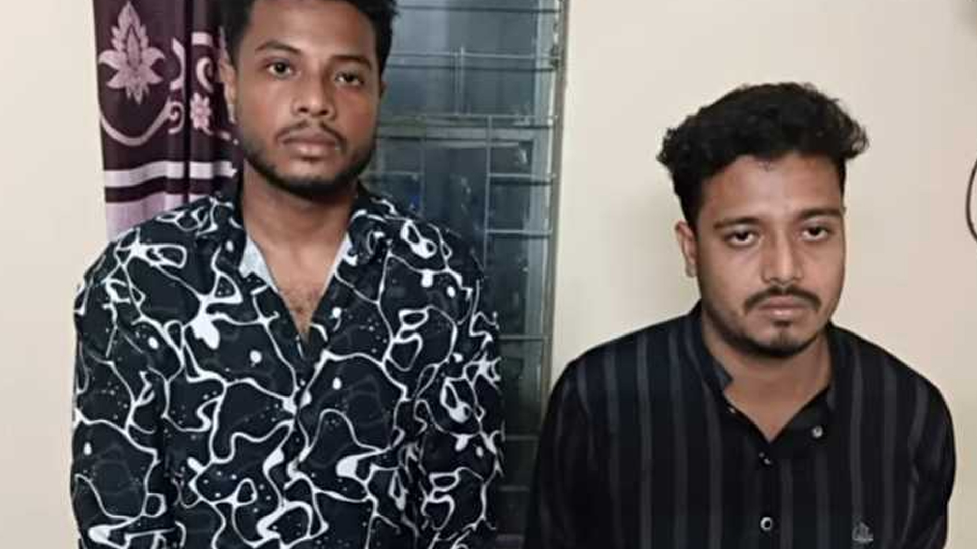 অবৈধ আগ্নেয়াস্ত্রসহ খুলনায় গ্রেফতার দুই