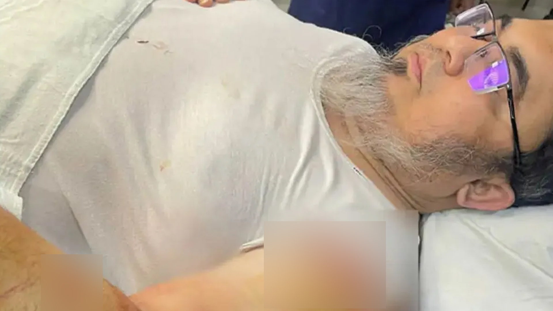 রাজধানীতে ক্যানসার হাসপাতালের উপপরিচালককে কুপিয়ে জখম
