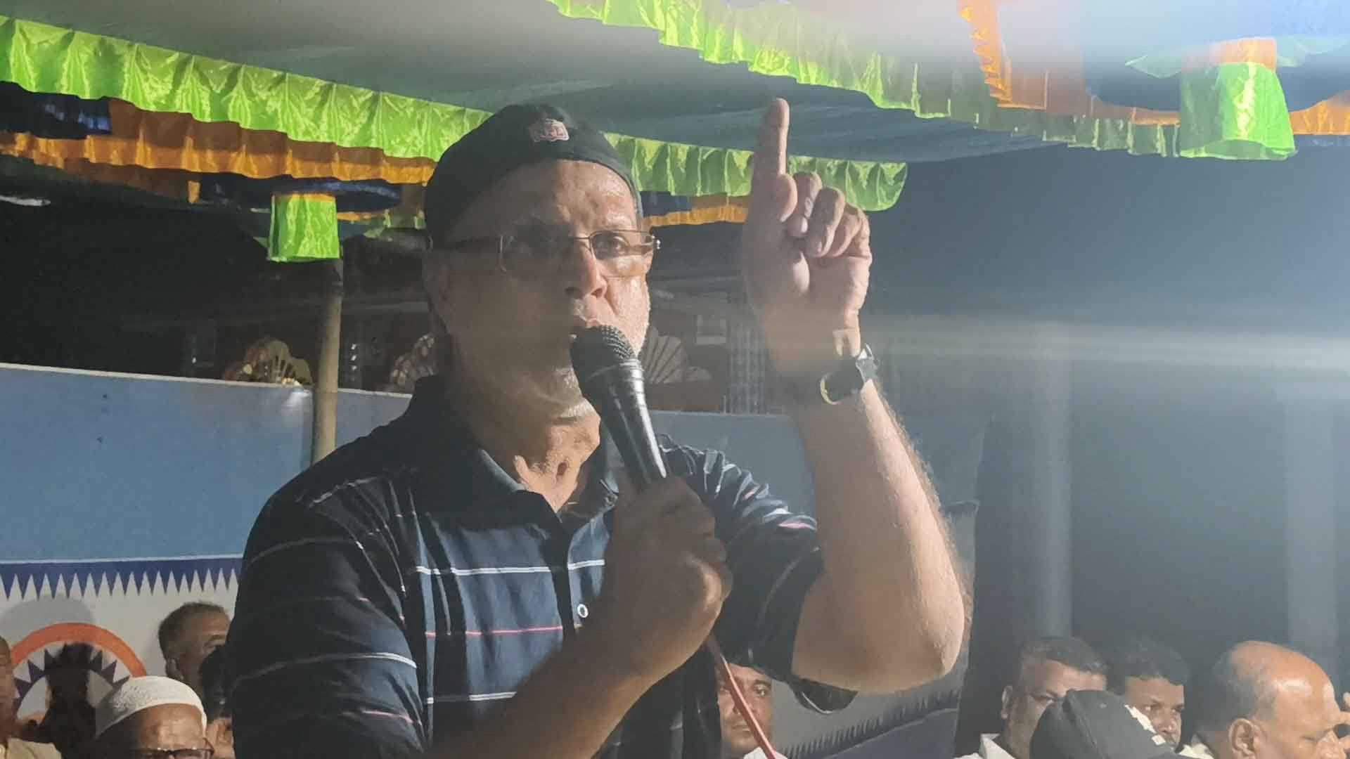 নিরীহ আওয়ামী লীগ কর্মীদের বুকে টেনে নিতে বললেন বিএনপি নেতা