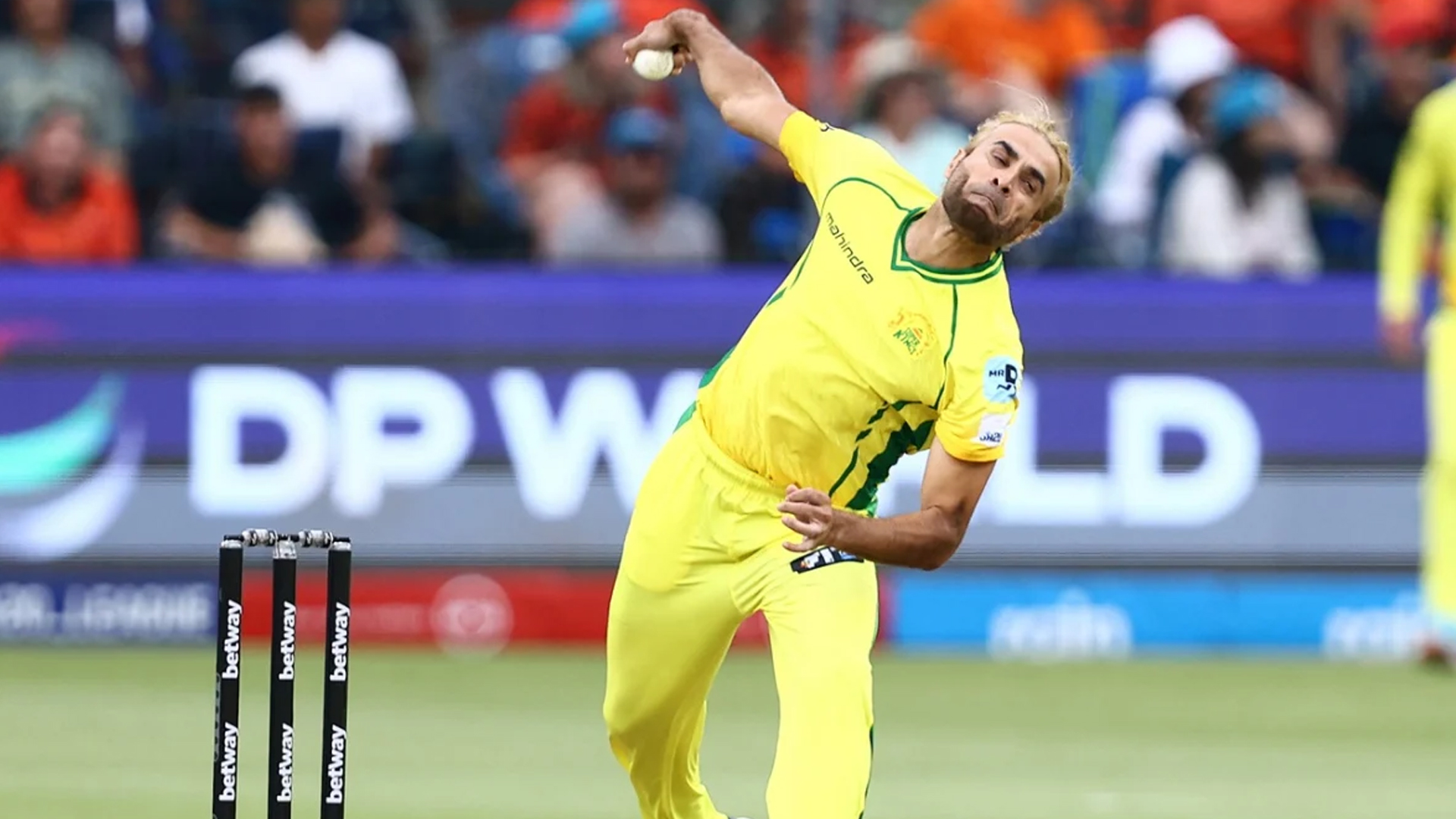 ৪৬ বছর বয়সে ডলফিনসের হয়ে প্রত্যাবর্তনের অপেক্ষায় তাহির