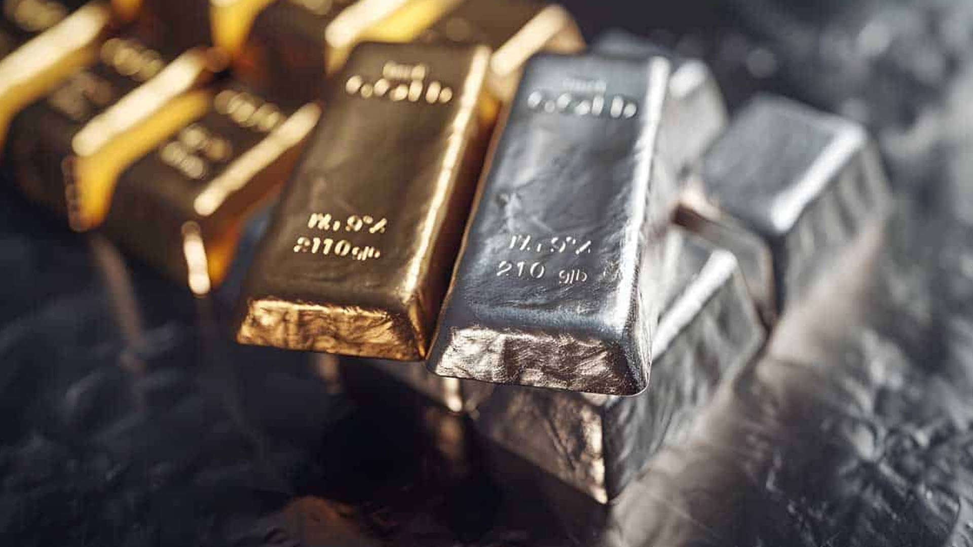 সকালের পর রাতেও যে কারণে বাড়ল স্বর্ণ ও রুপার দাম