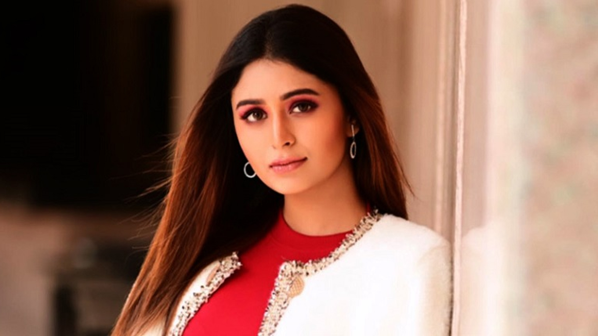 টালিউড অভিনেত্রী ঋতাভরী চক্রবর্তী। ছবি: সংগৃহীত