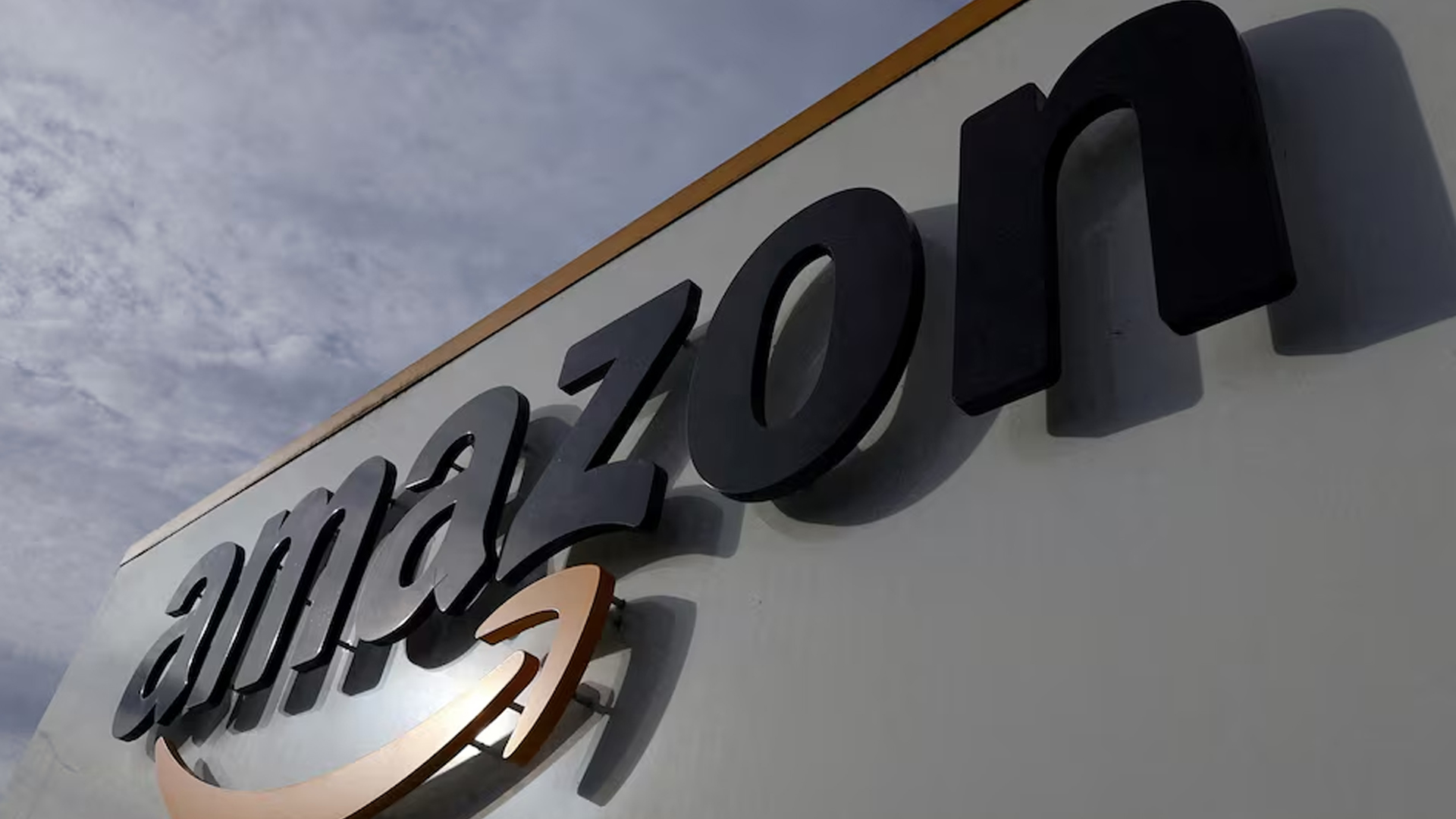 কর্মী ছাঁটাইয়ের হিড়িক, এআইতেই আস্থা অ্যামাজনের!