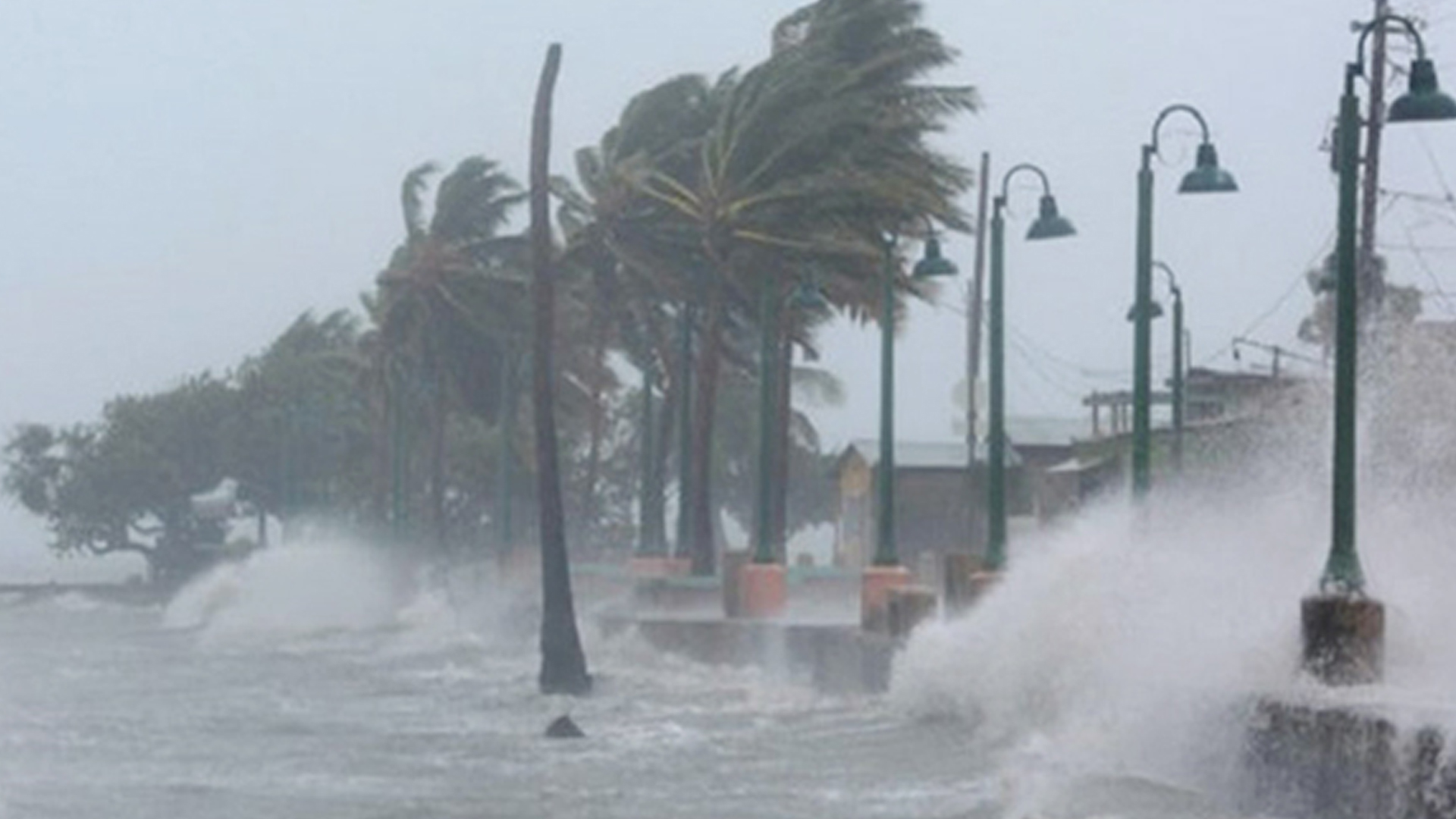 দুপুরের মধ্যেই ৬ অঞ্চলে ৬০ কিমি বেগে ঝড়সহ বজ্রবৃষ্টির আভাস