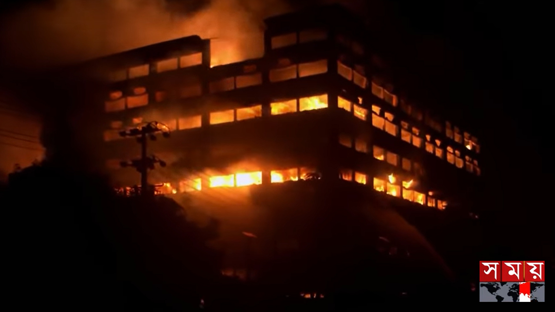 চট্টগ্রাম ইপিজেডে কারখানার আগুন নিয়ন্ত্রণে